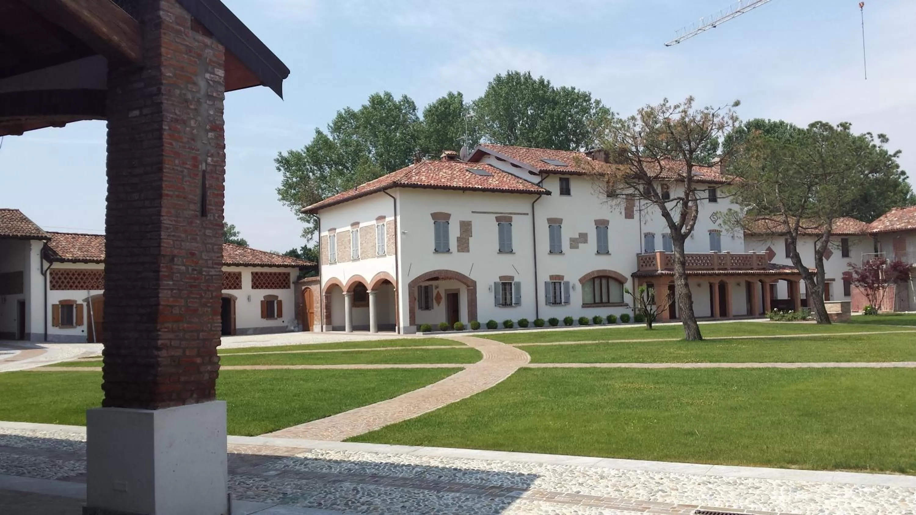 Property building in Hotel Sesmones