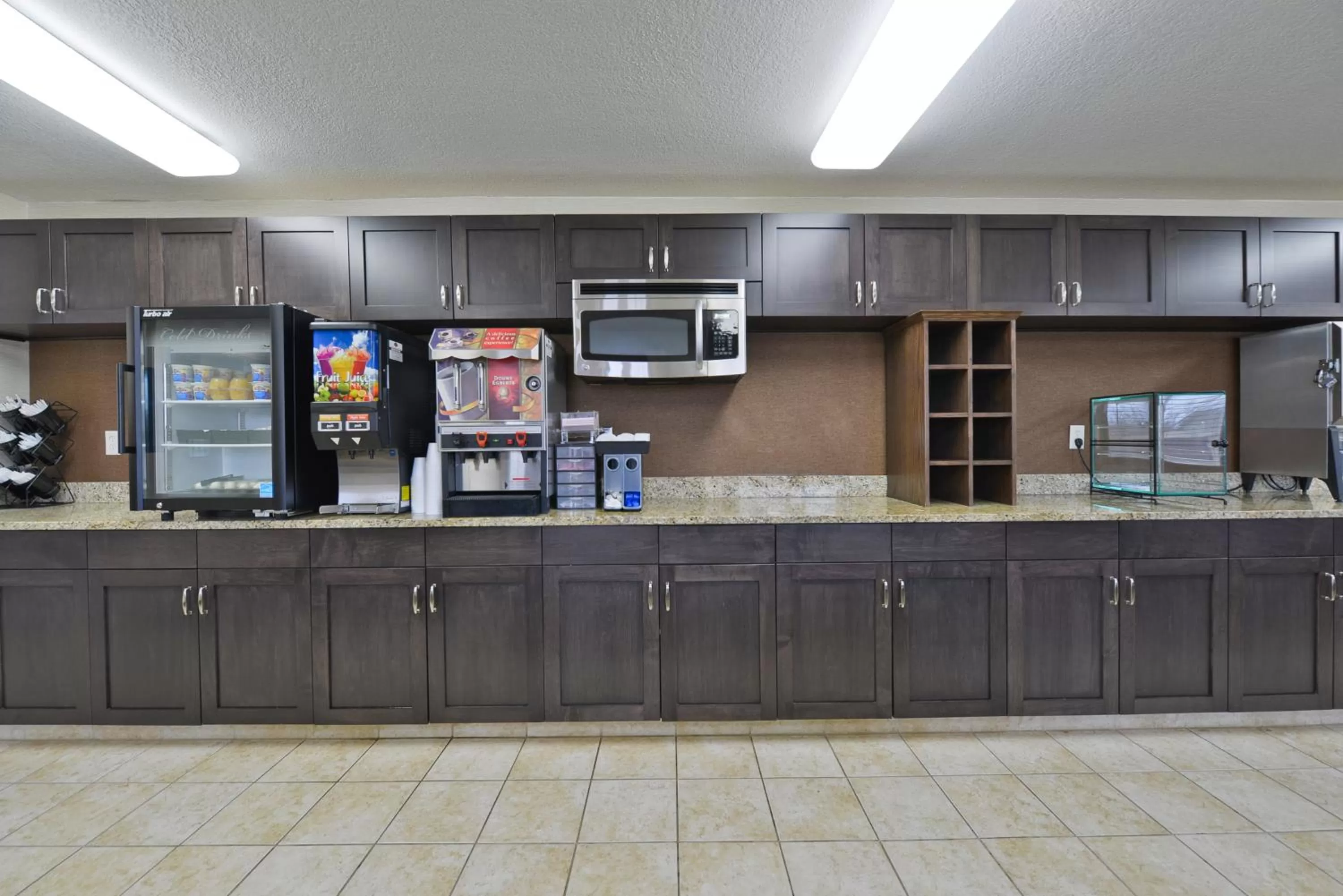 Restaurant/places to eat in Americas Best Value Inn and Suites Bismarck