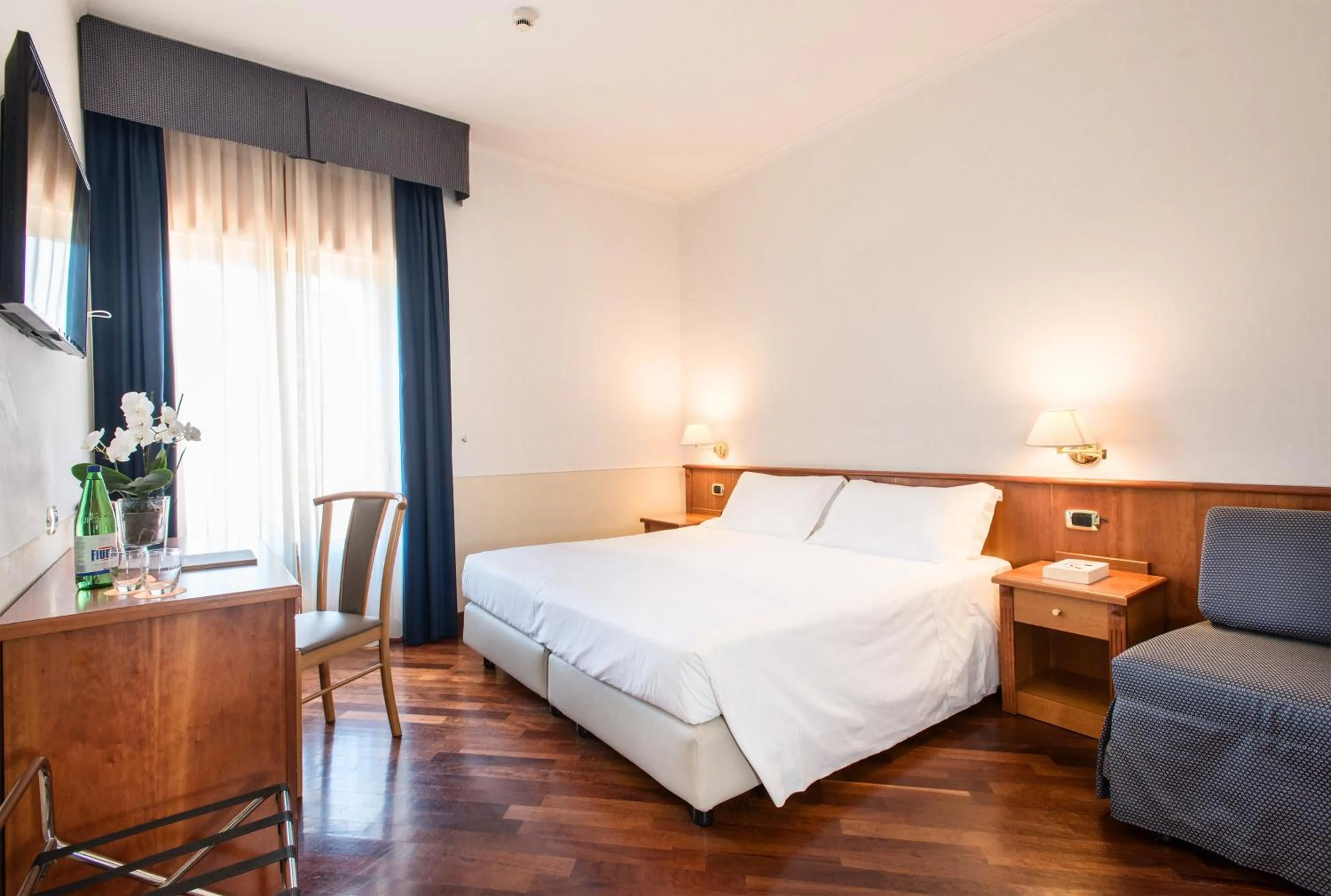 Bedroom, Bed in Atlantic Park Hotel