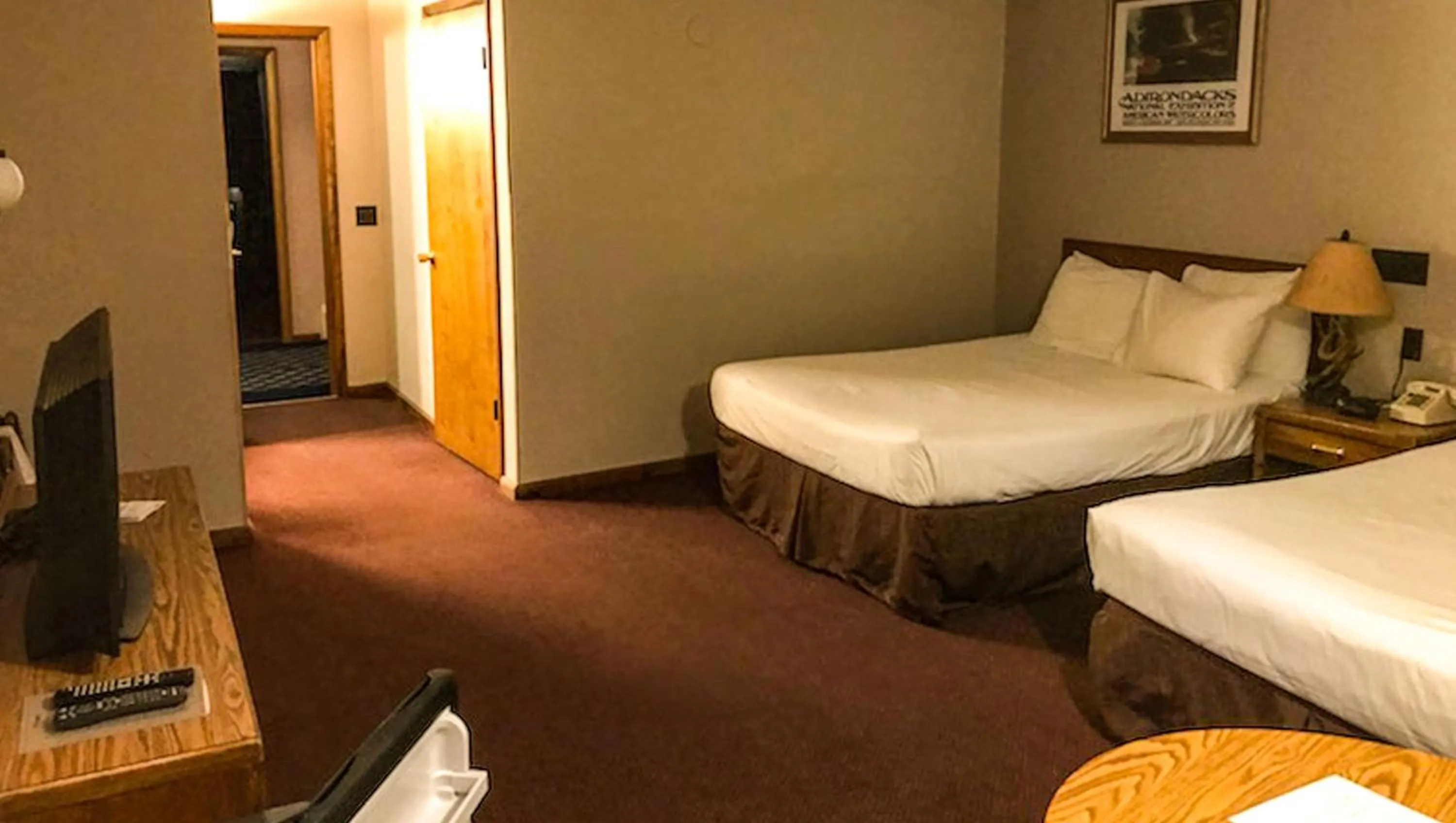 Photo of the whole room, Bed in Adirondack Lodge Old Forge