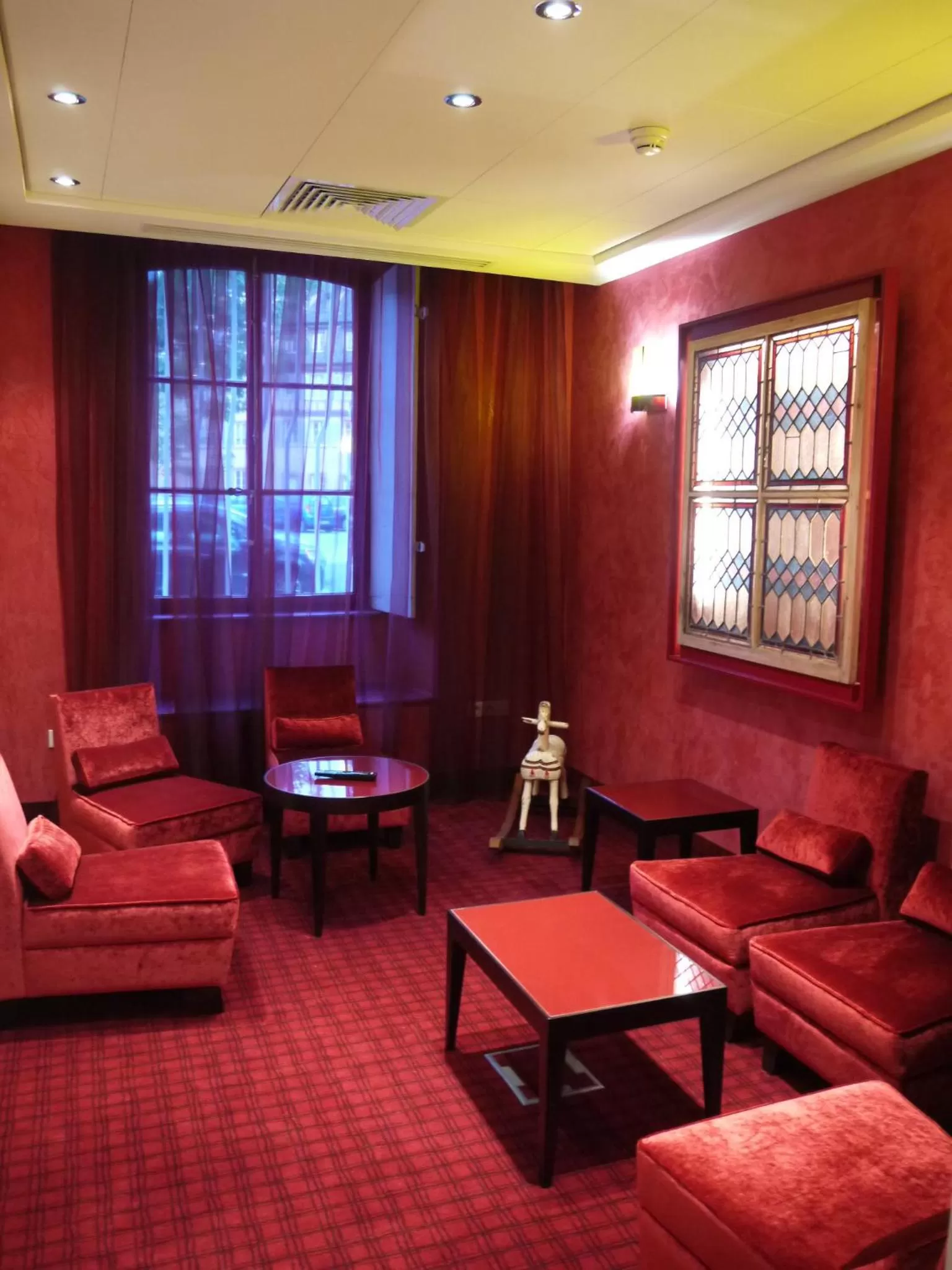 Photo of the whole room in Logis Hôtel Ettenheim