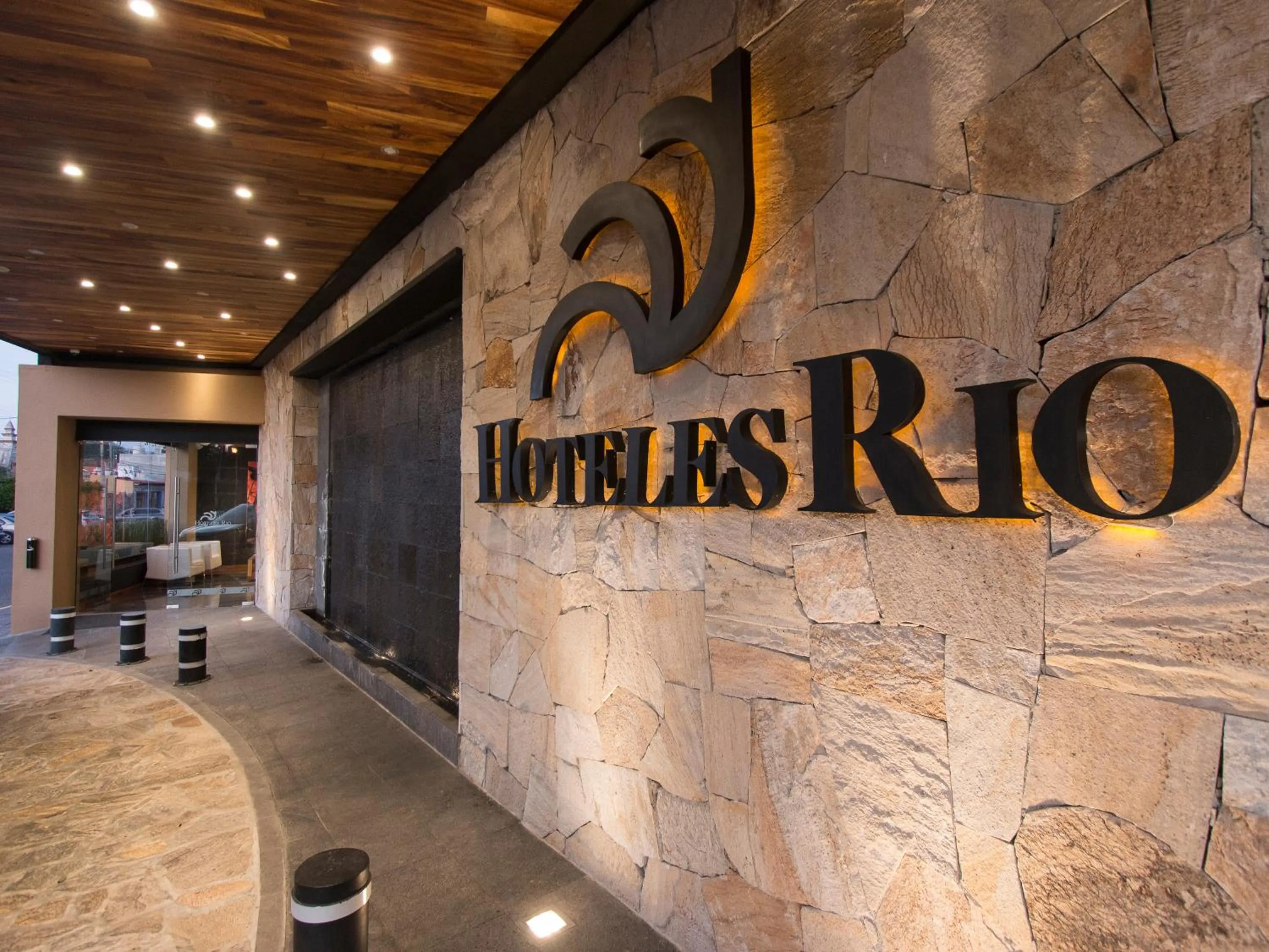 Facade/entrance in Hotel Rio Tequisquiapan