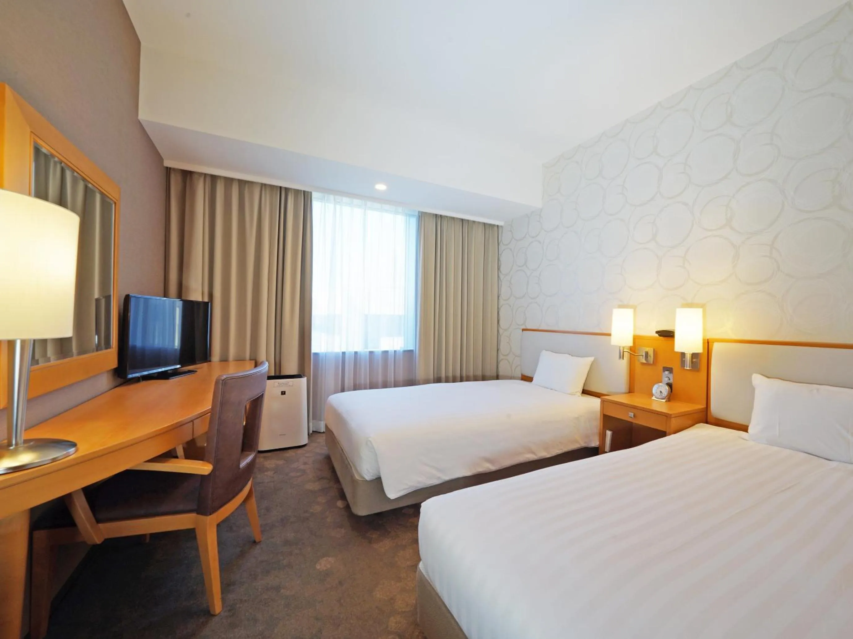 Photo of the whole room, Bed in LOISIR HOTEL SHINAGAWA SEASIDE