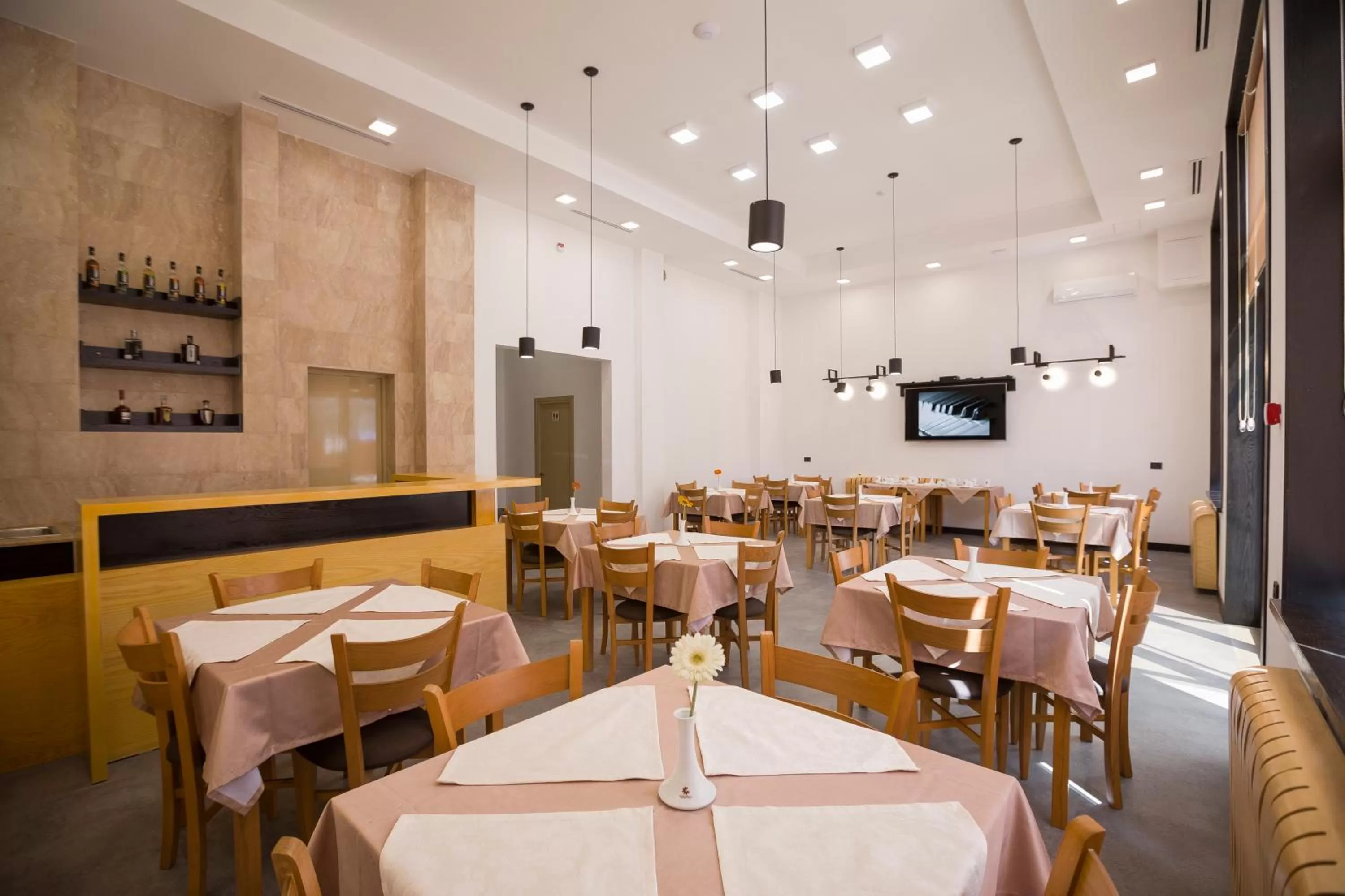 Restaurant/Places to Eat in AnnaBella Boutique Hotel