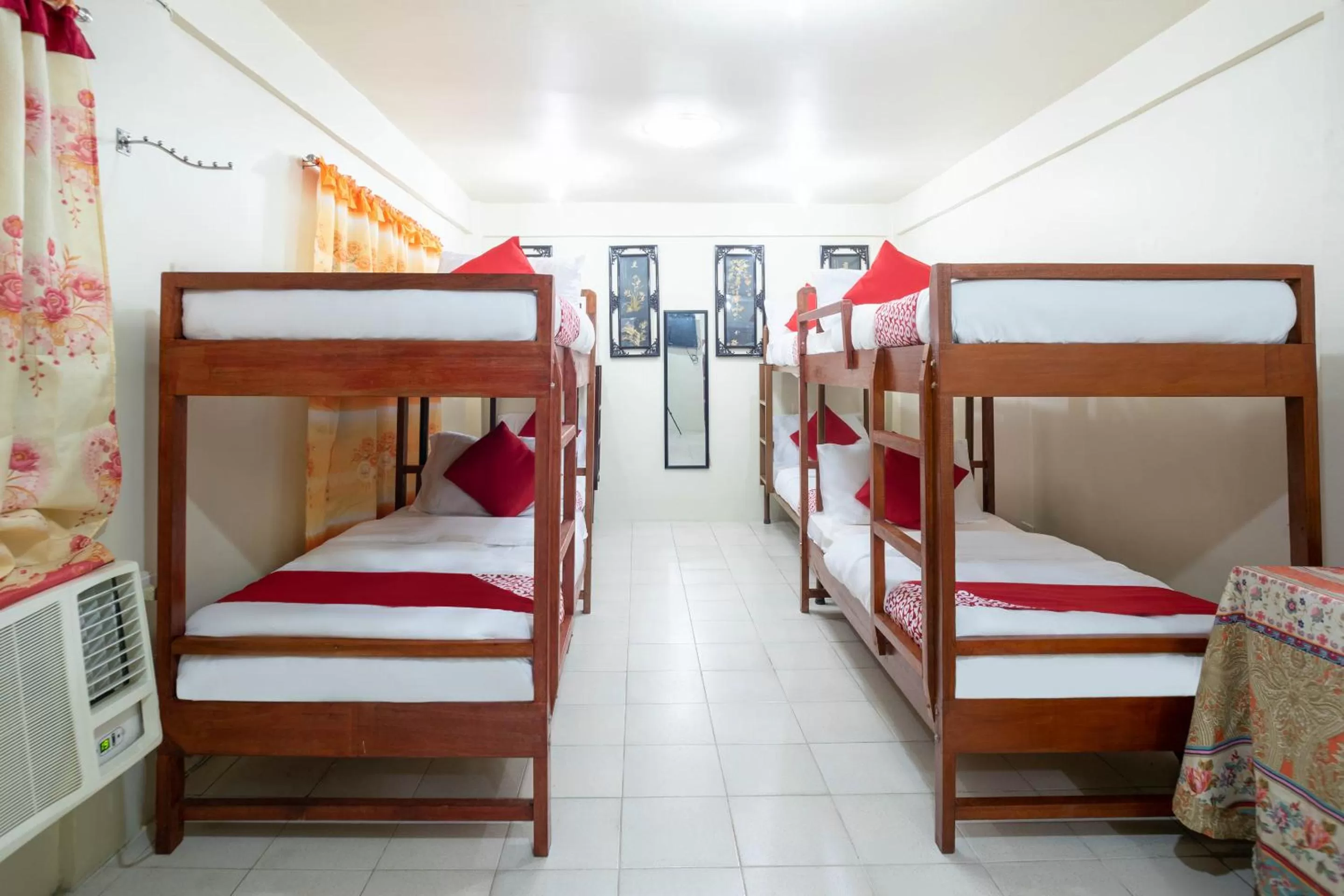 Bedroom, Bunk Bed in Conrado's Apartelle