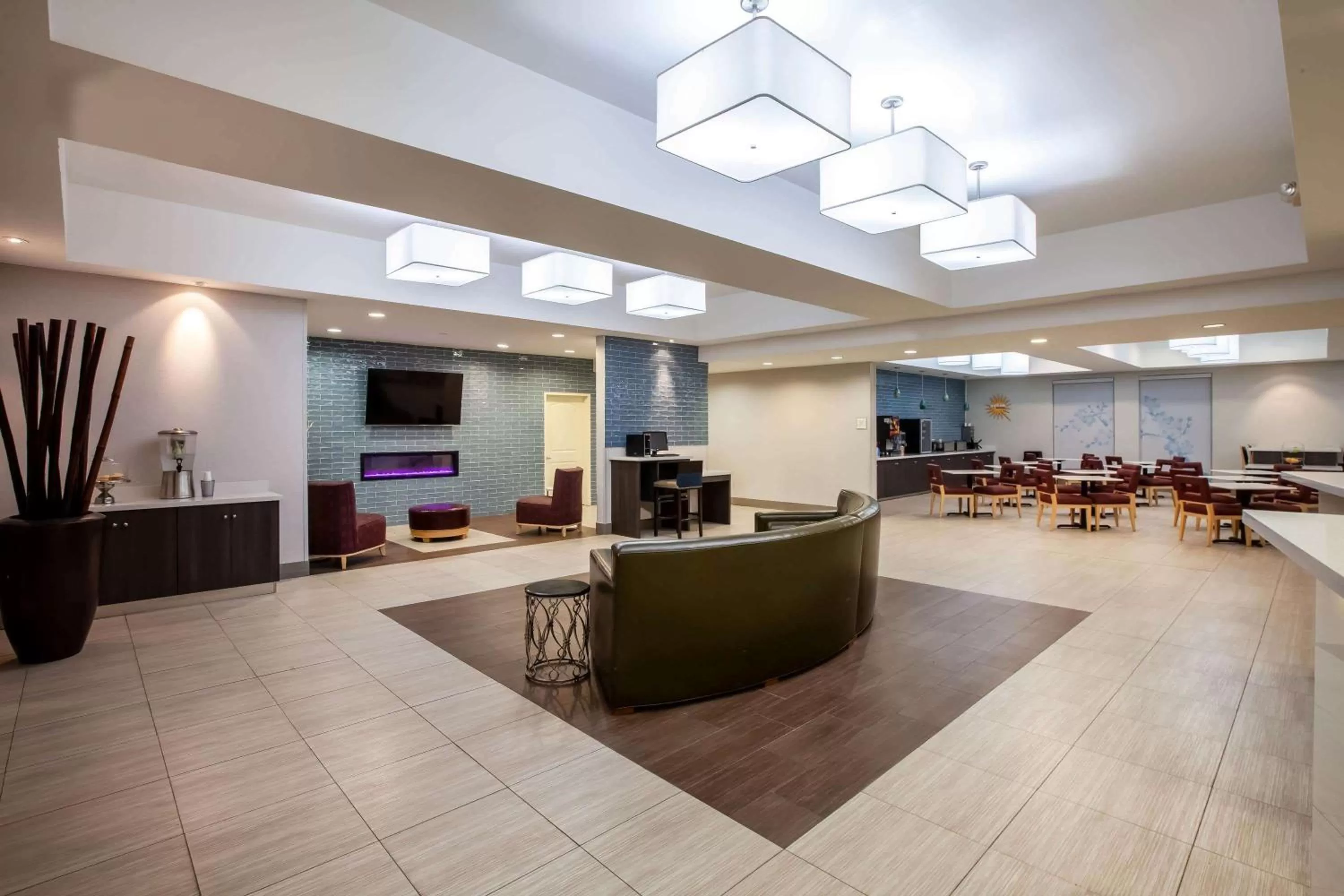 Lobby or reception in La Quinta by Wyndham Odessa North