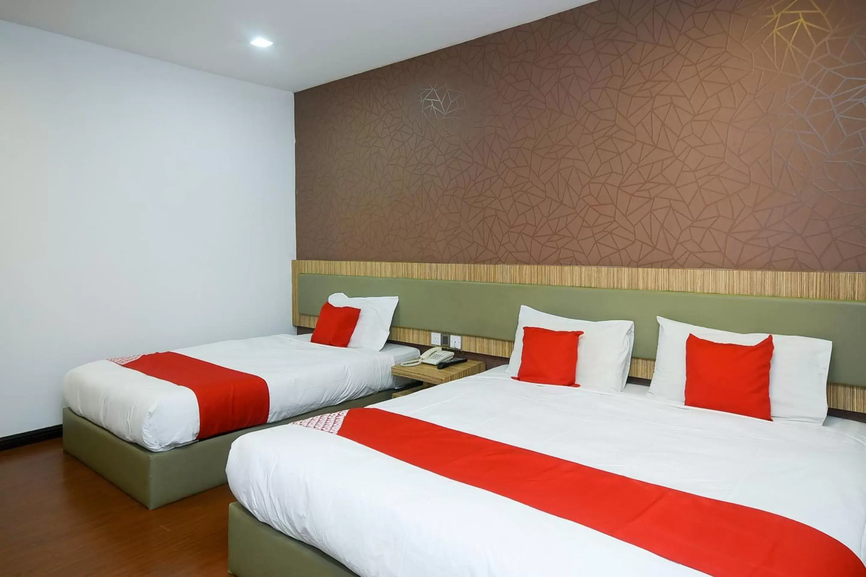 Superior Suite in Super OYO 976 Dragon Inn Superior Suite in Super OYO 976 Dragon Inn