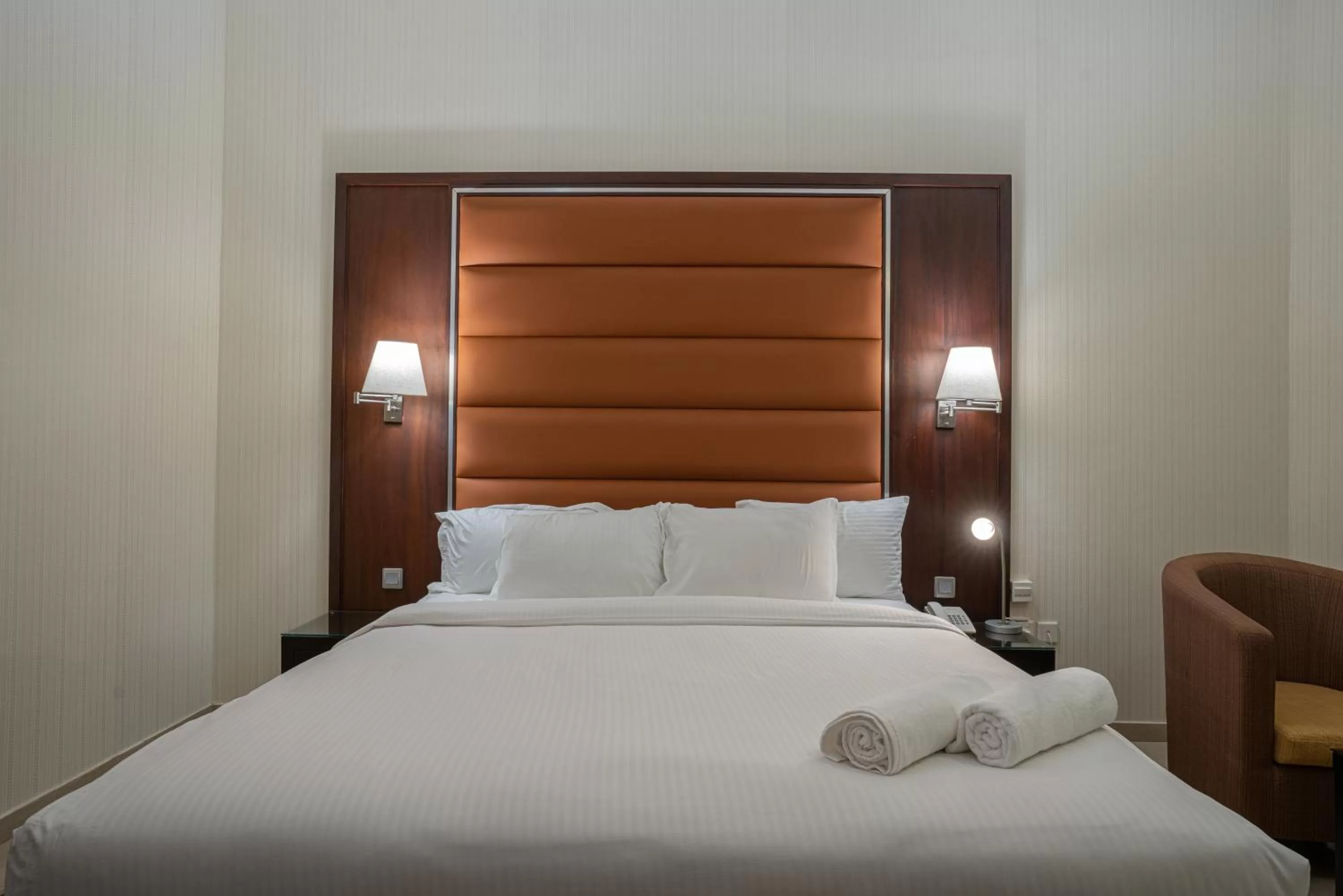 Bed in Vista City Hotel