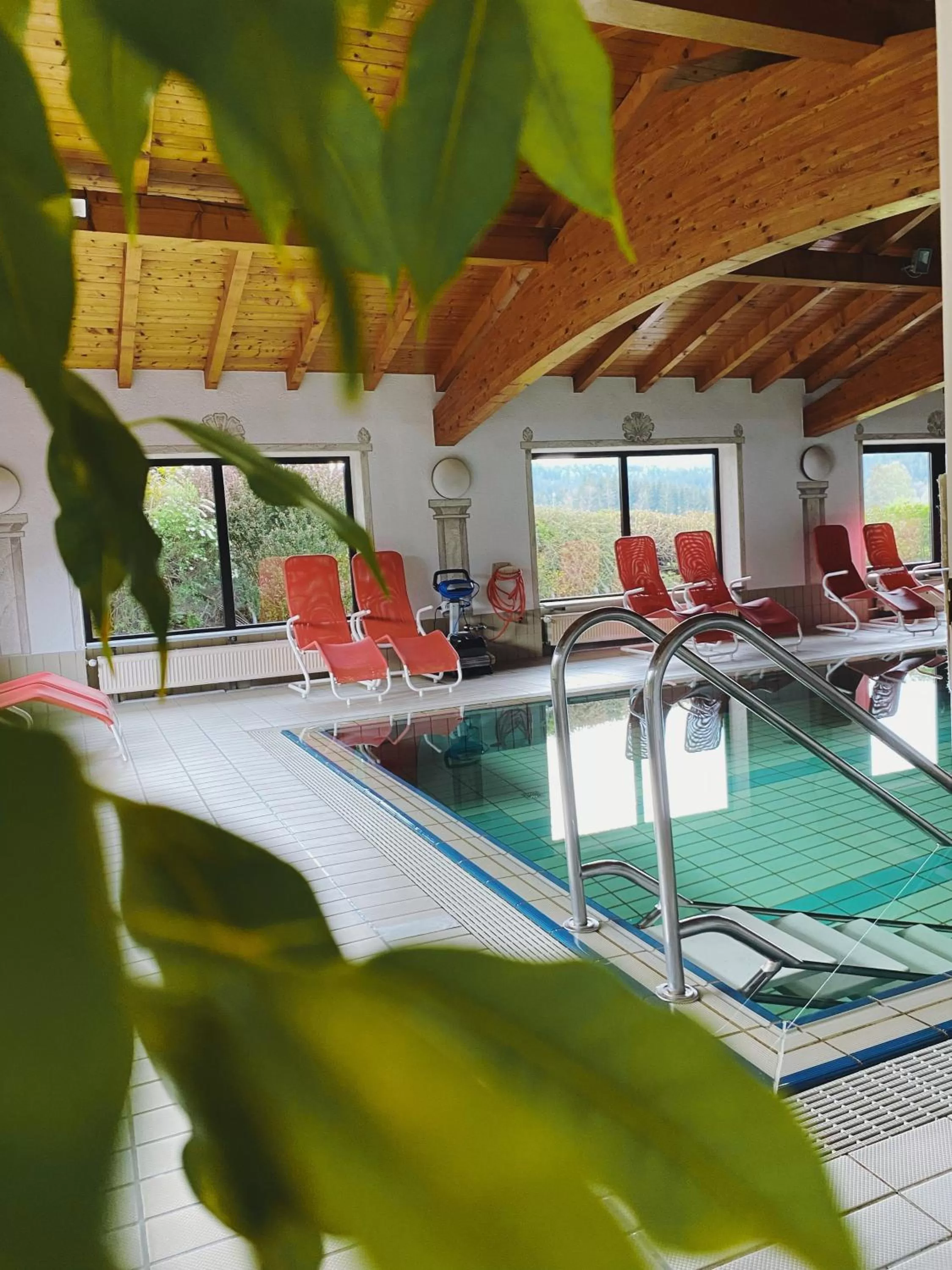 Swimming Pool in Hotel Sonnenhof - Superior
