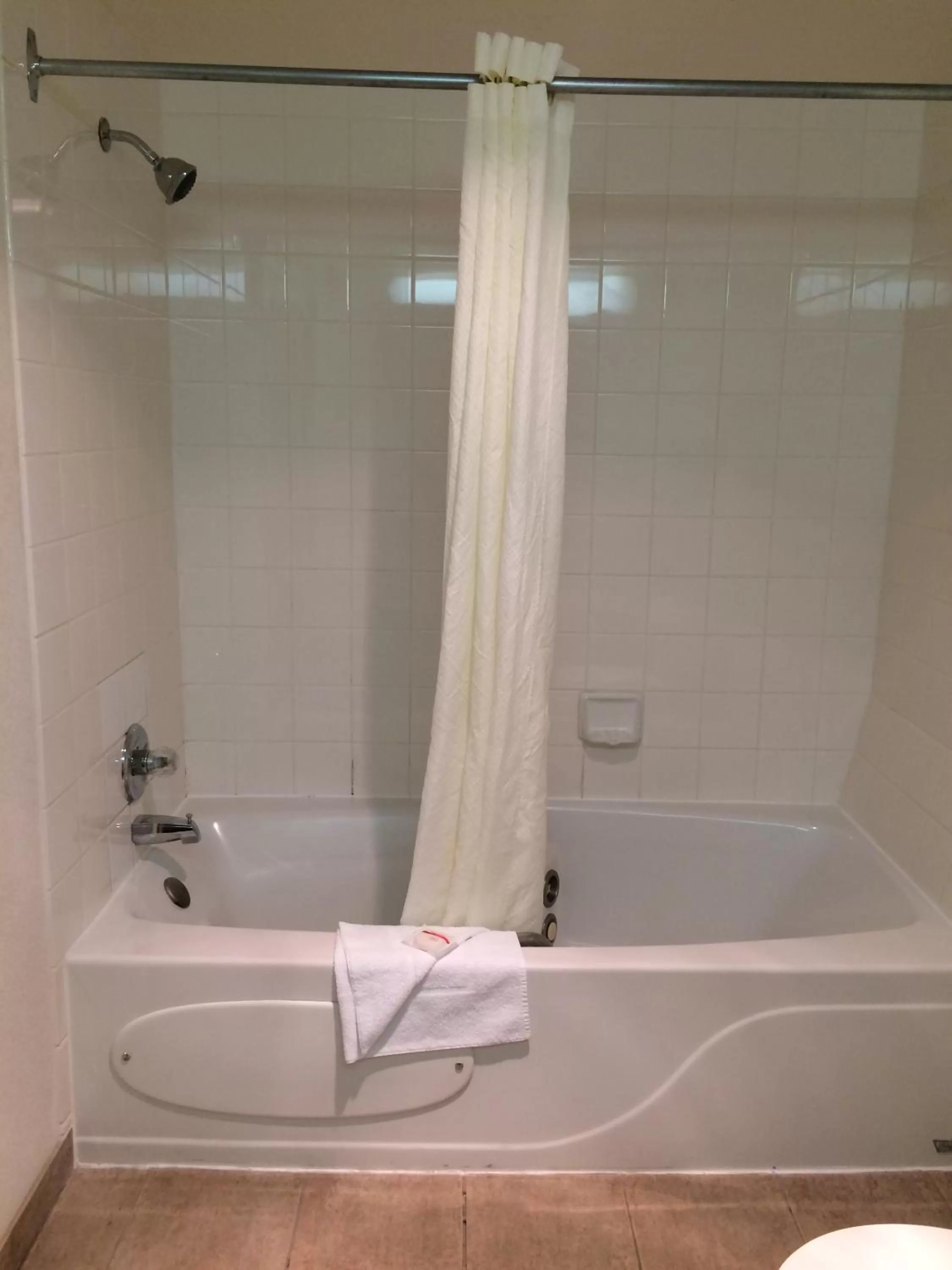 Bathroom in Super 8 by Wyndham Lethbridge