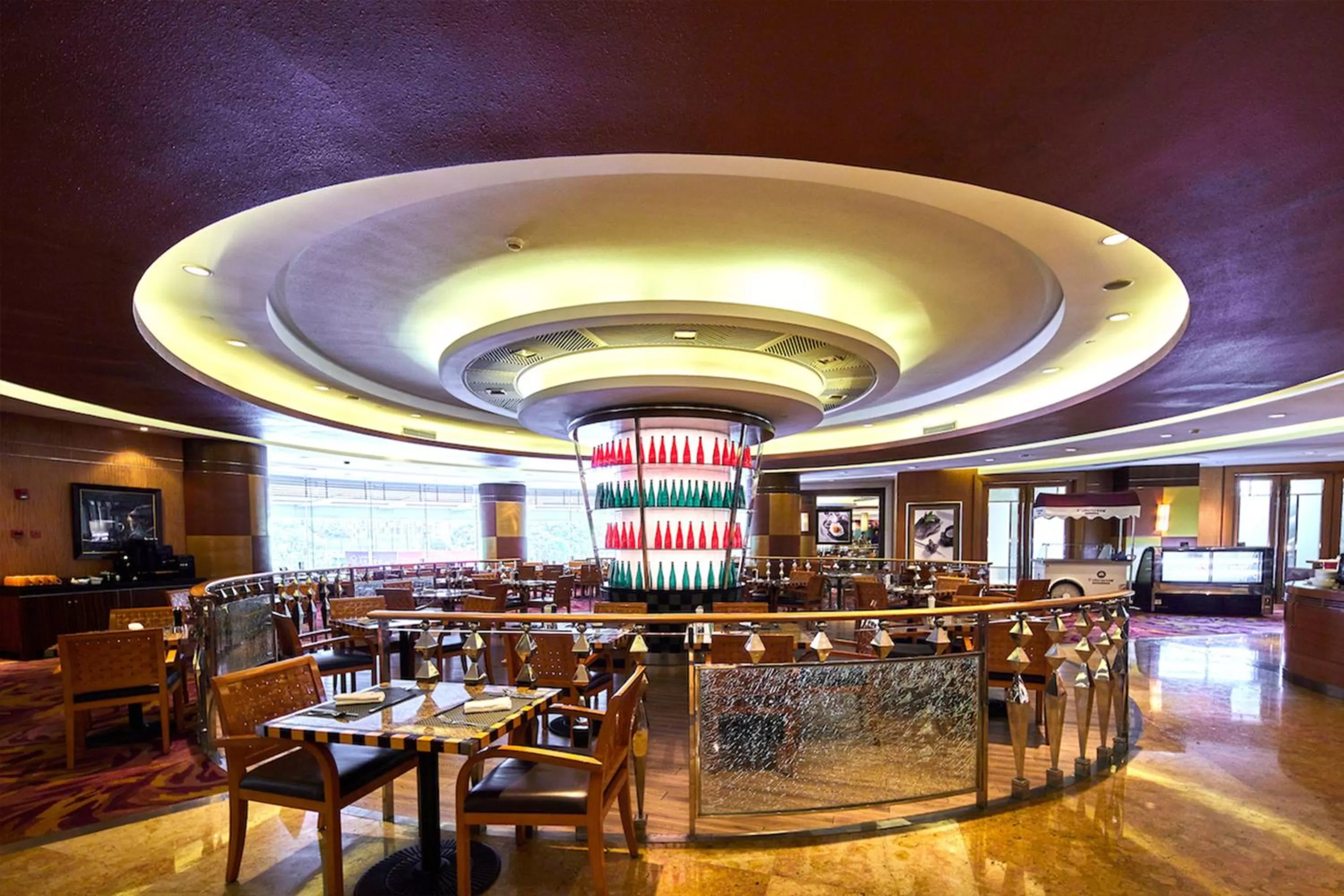 Restaurant/places to eat in Renaissance Shanghai Pudong Hotel