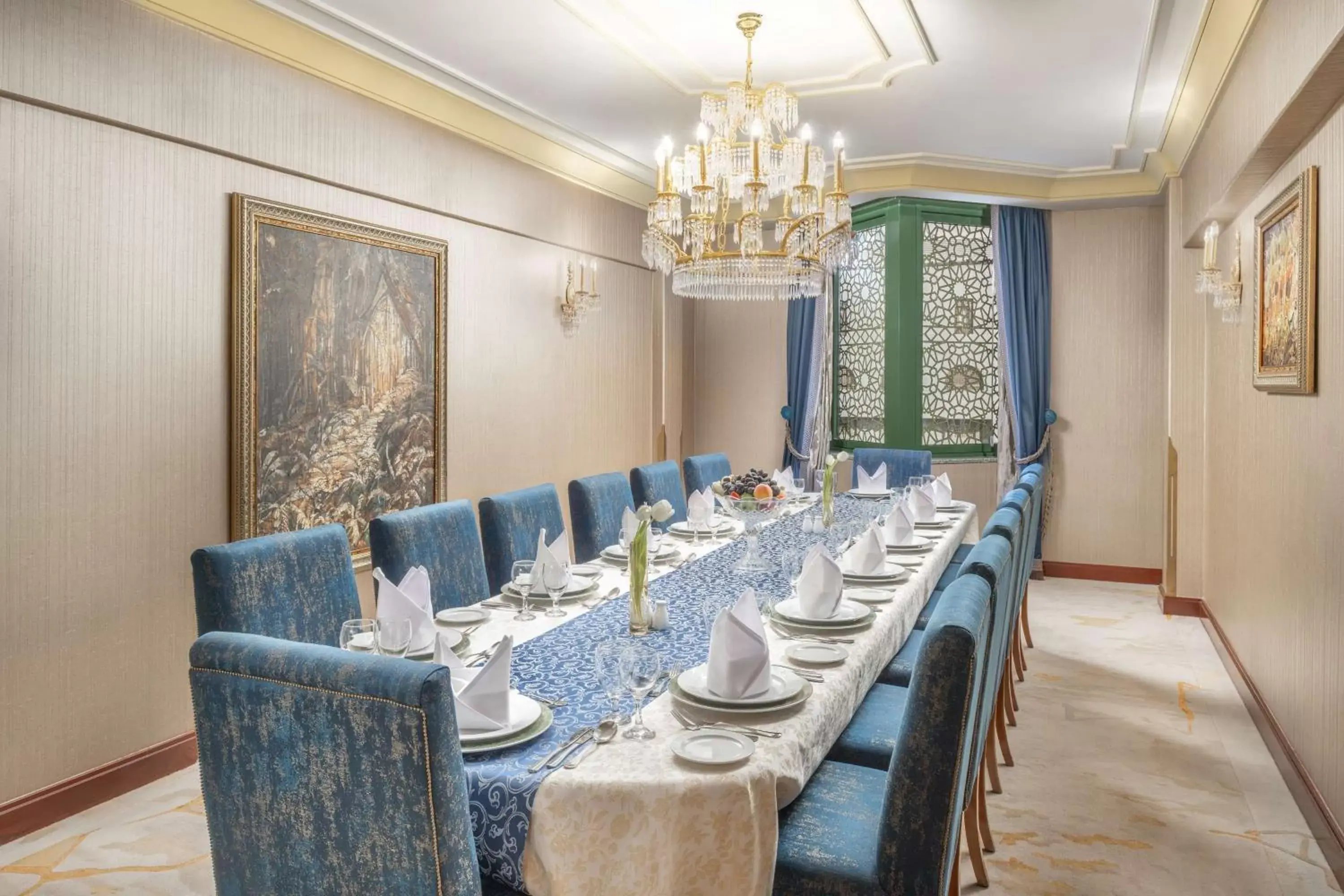 Royal Suite in Madinah Hilton Hotel Royal Suite in Madinah Hilton Hotel