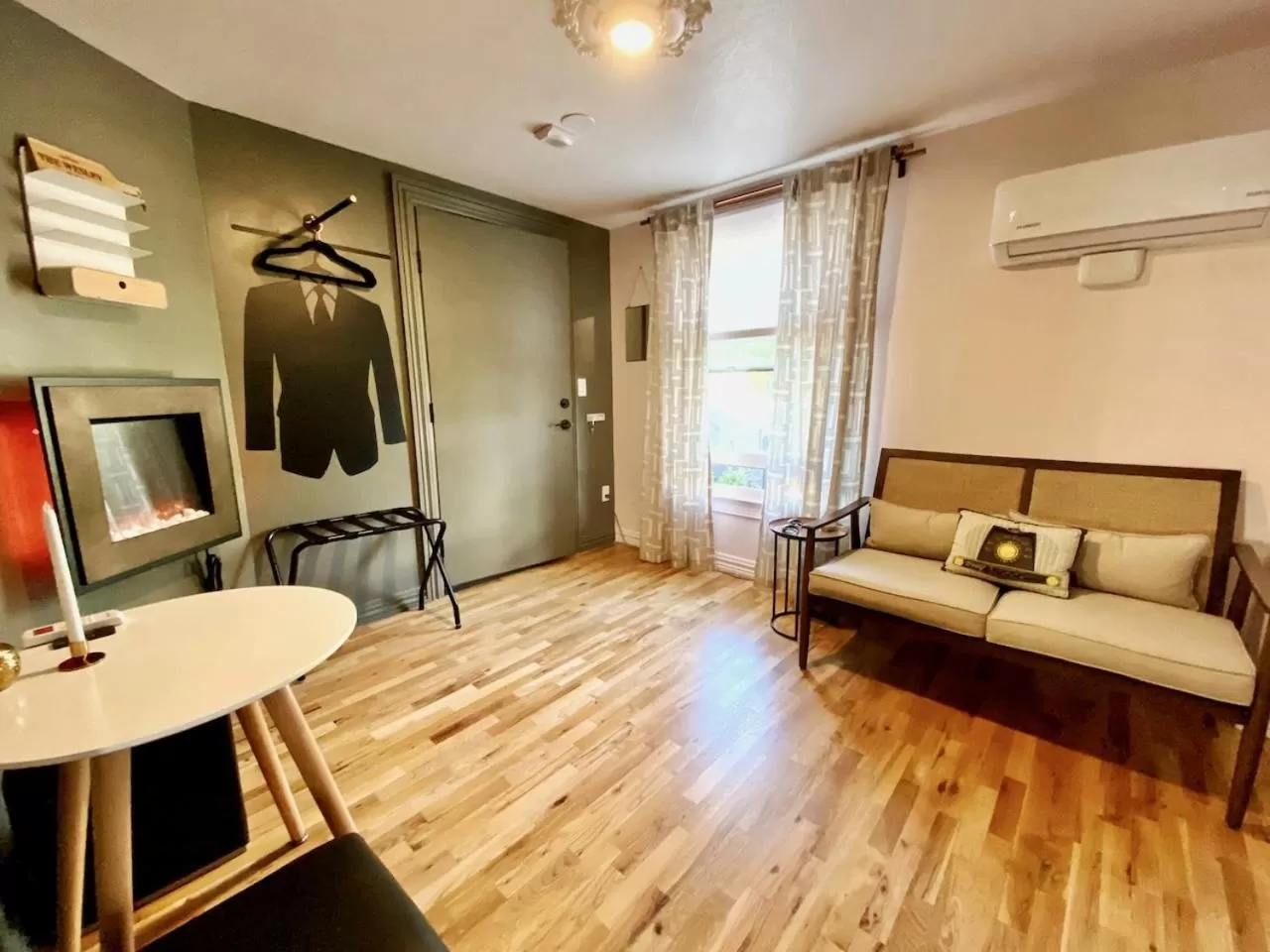 Seating area in The Wesley Walla Walla