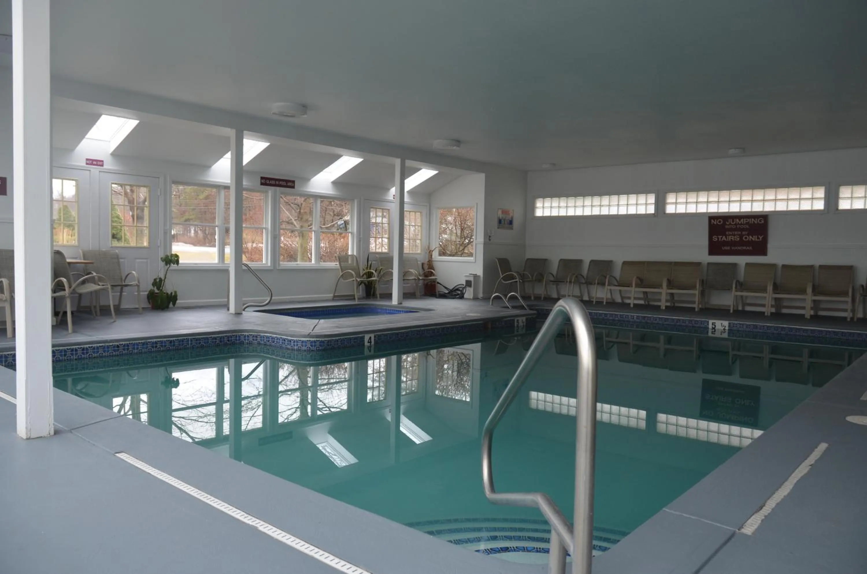 Day in Ogunquit Tides