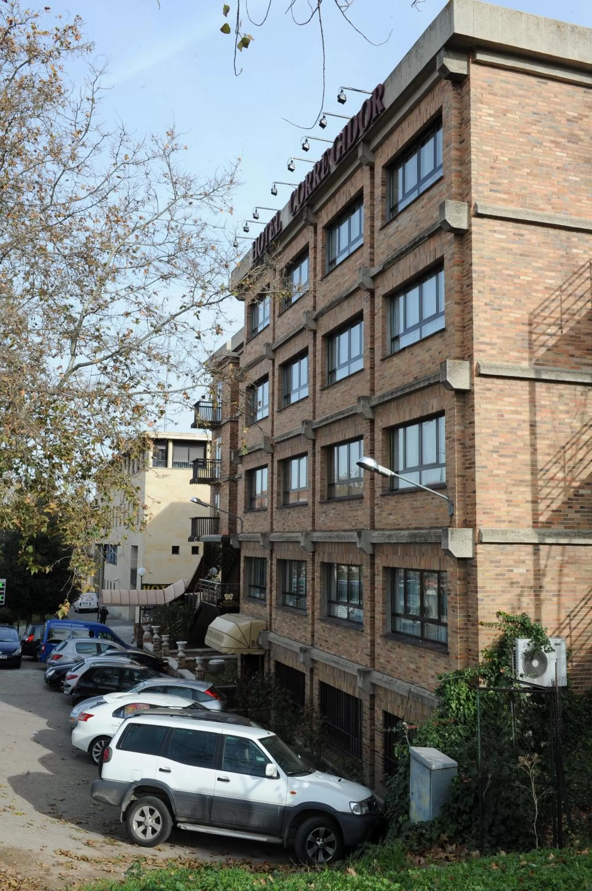 Facade/entrance in Hotel Corregidor