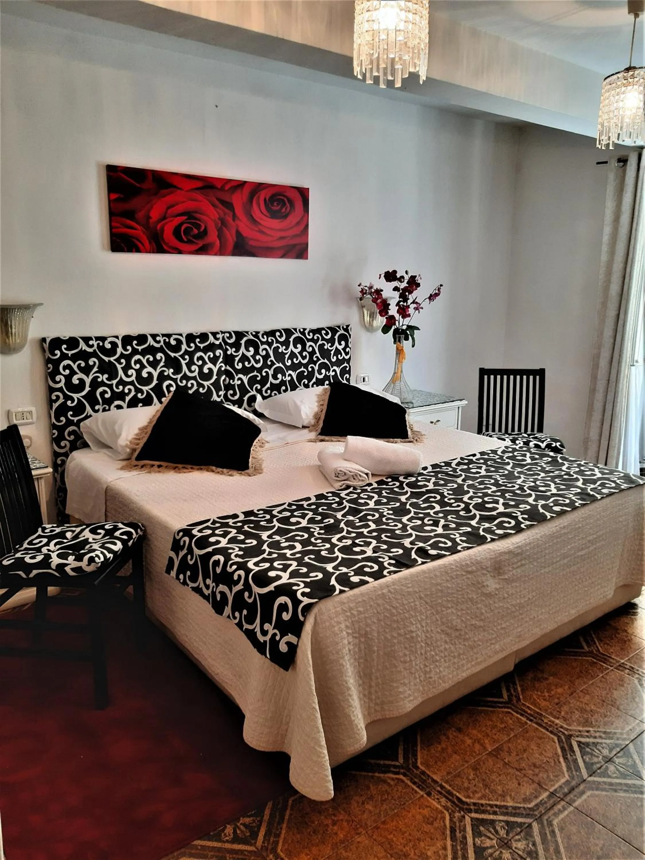 Bed in Hotel Victoria