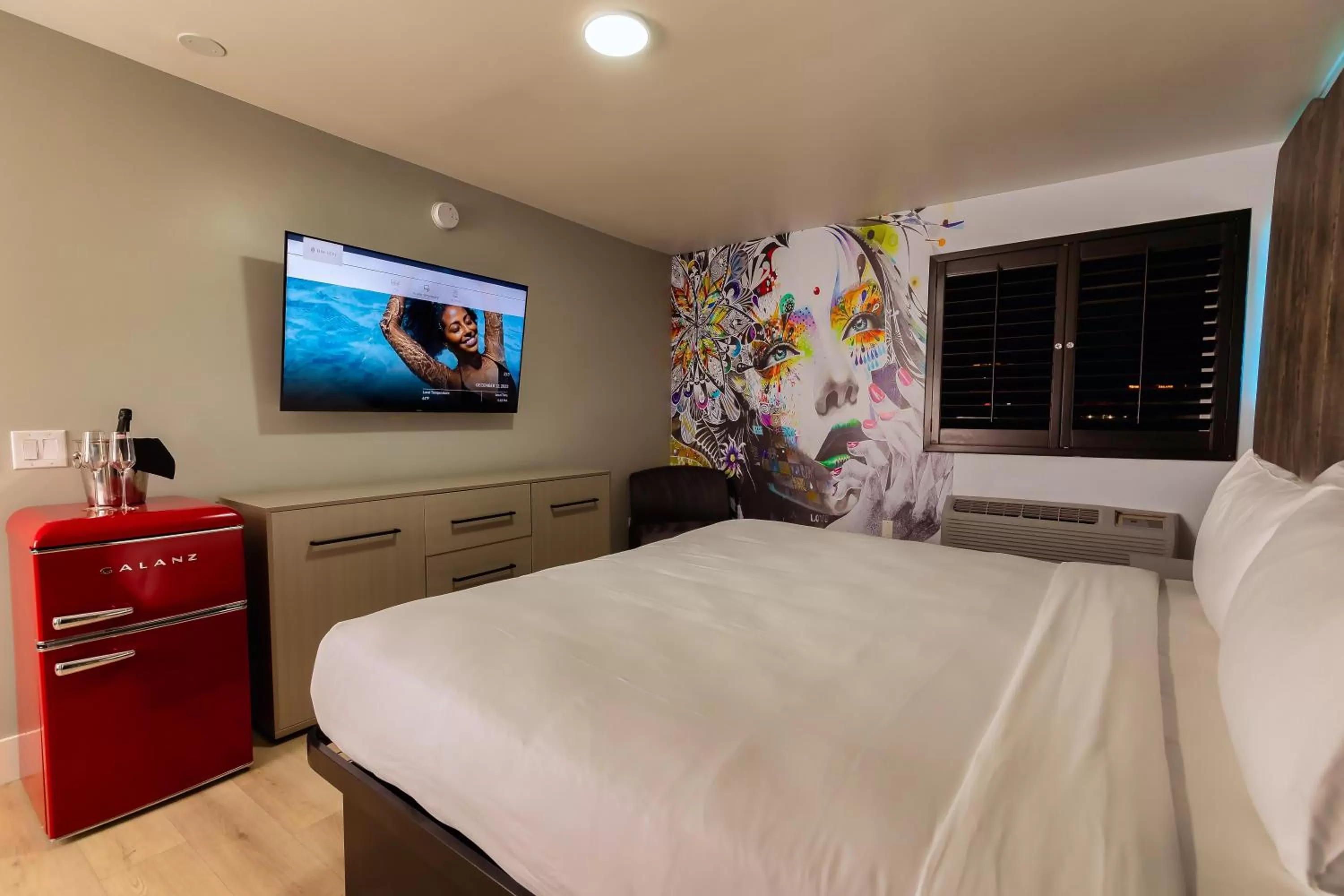 Bed in The Lexi Las Vegas