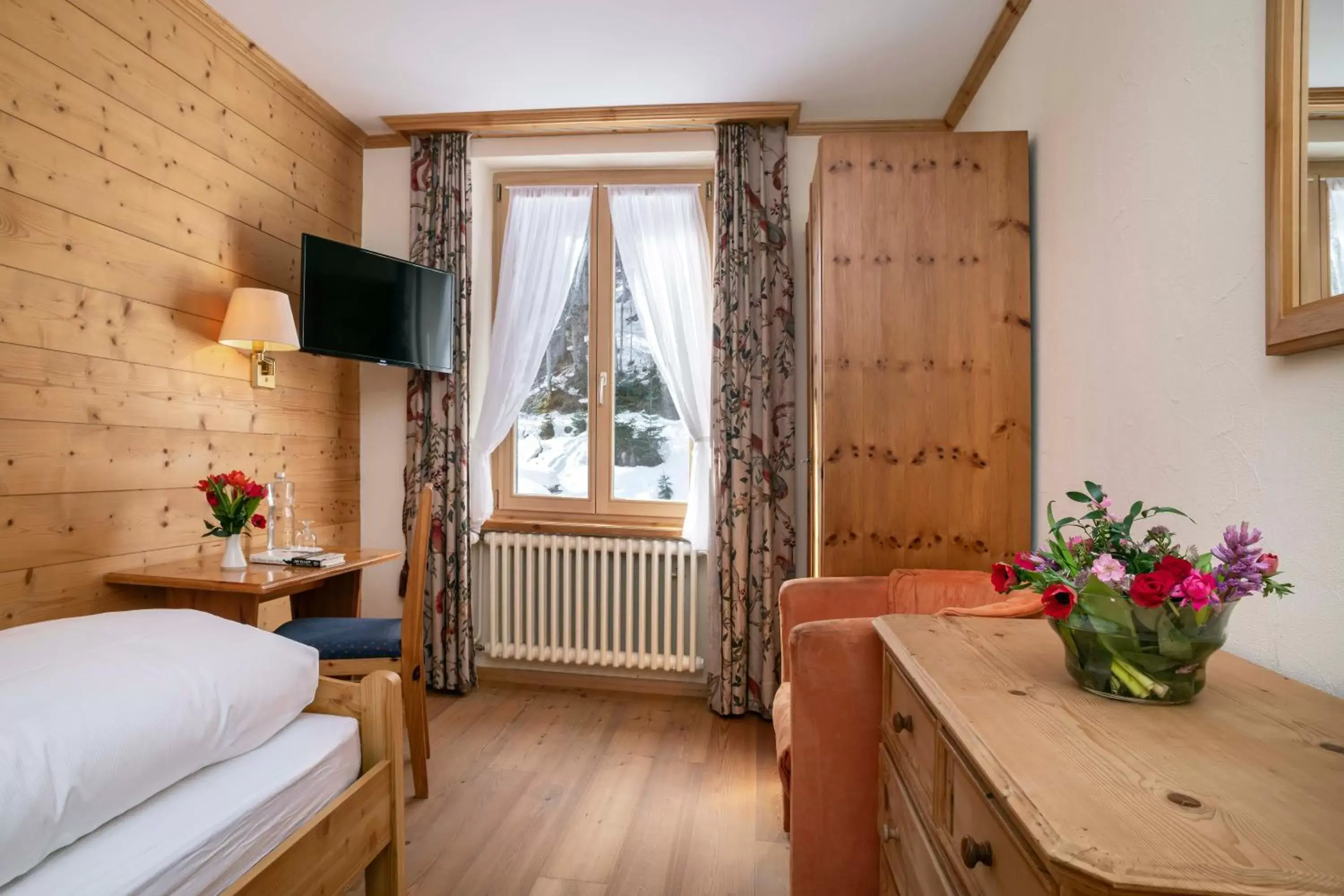 Single Room in Hotel Bad Serneus Single Room in Hotel Bad Serneus