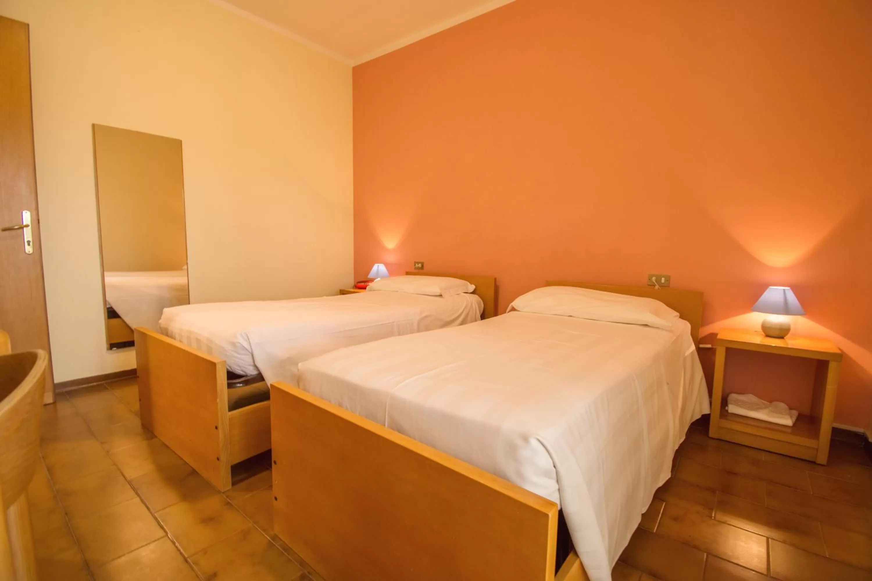 Bedroom, Bed in Hotel Cantalodole