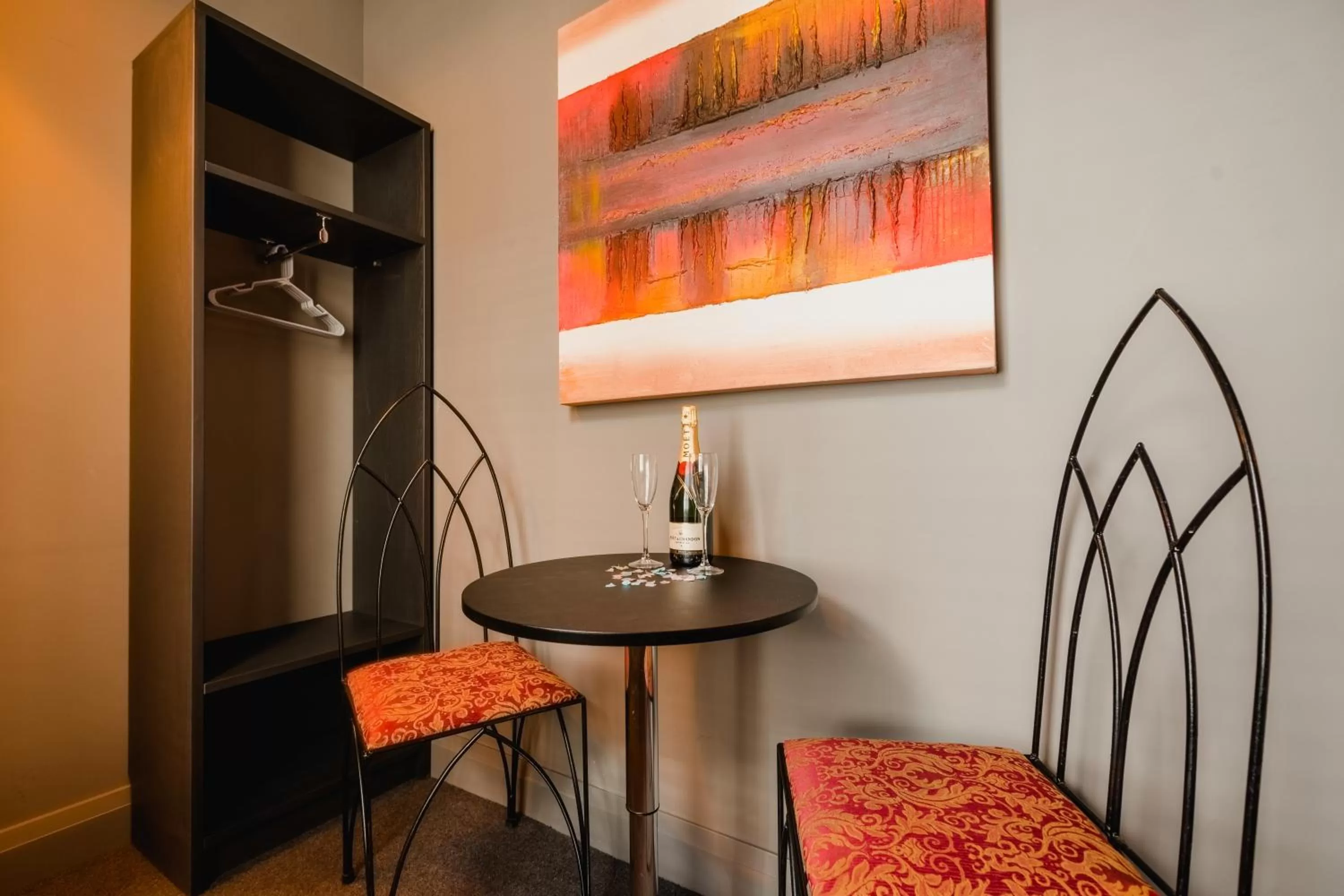 Dining area in Green Ginger House