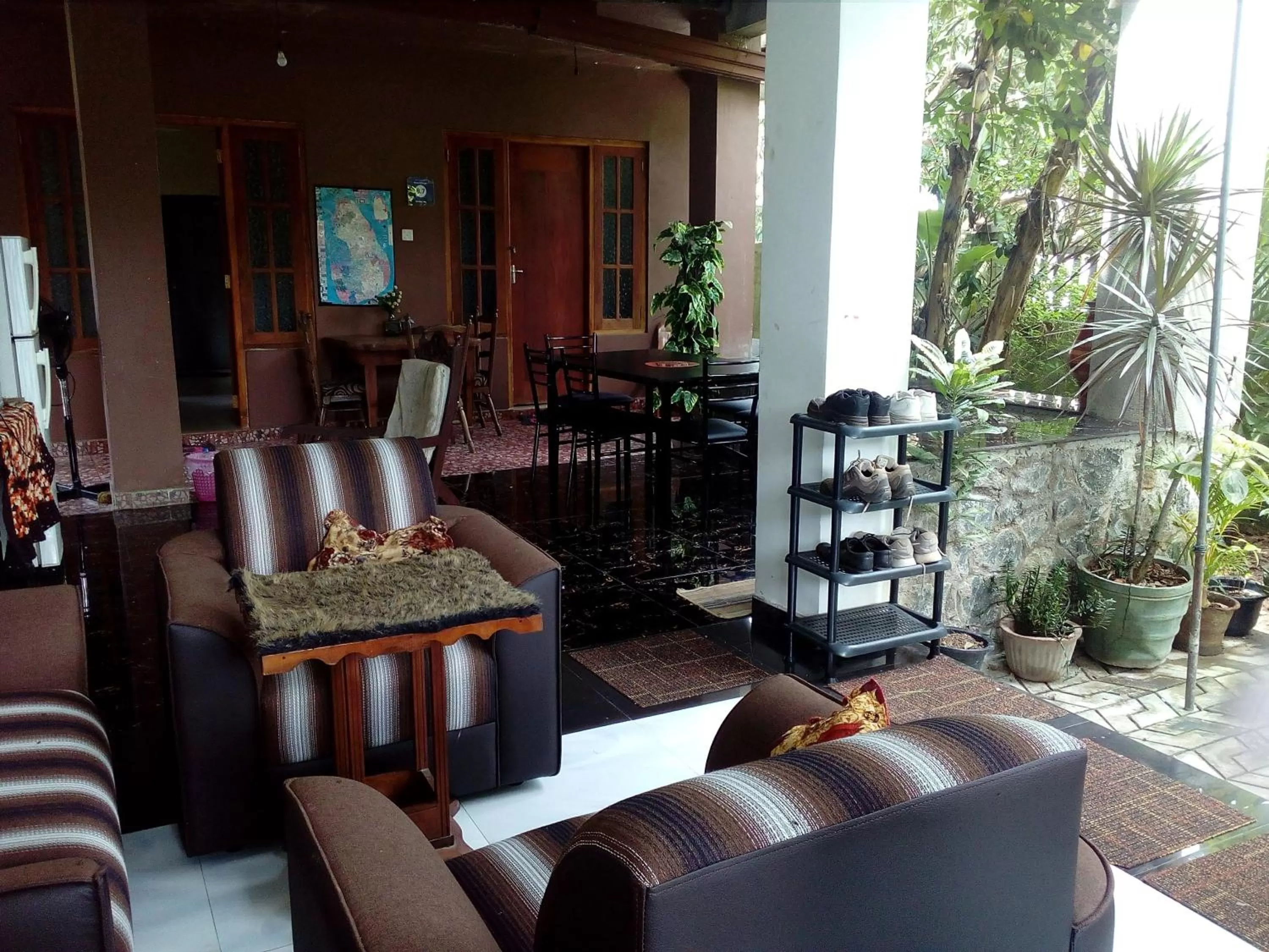 Living room, Seating Area in House Of Esanya