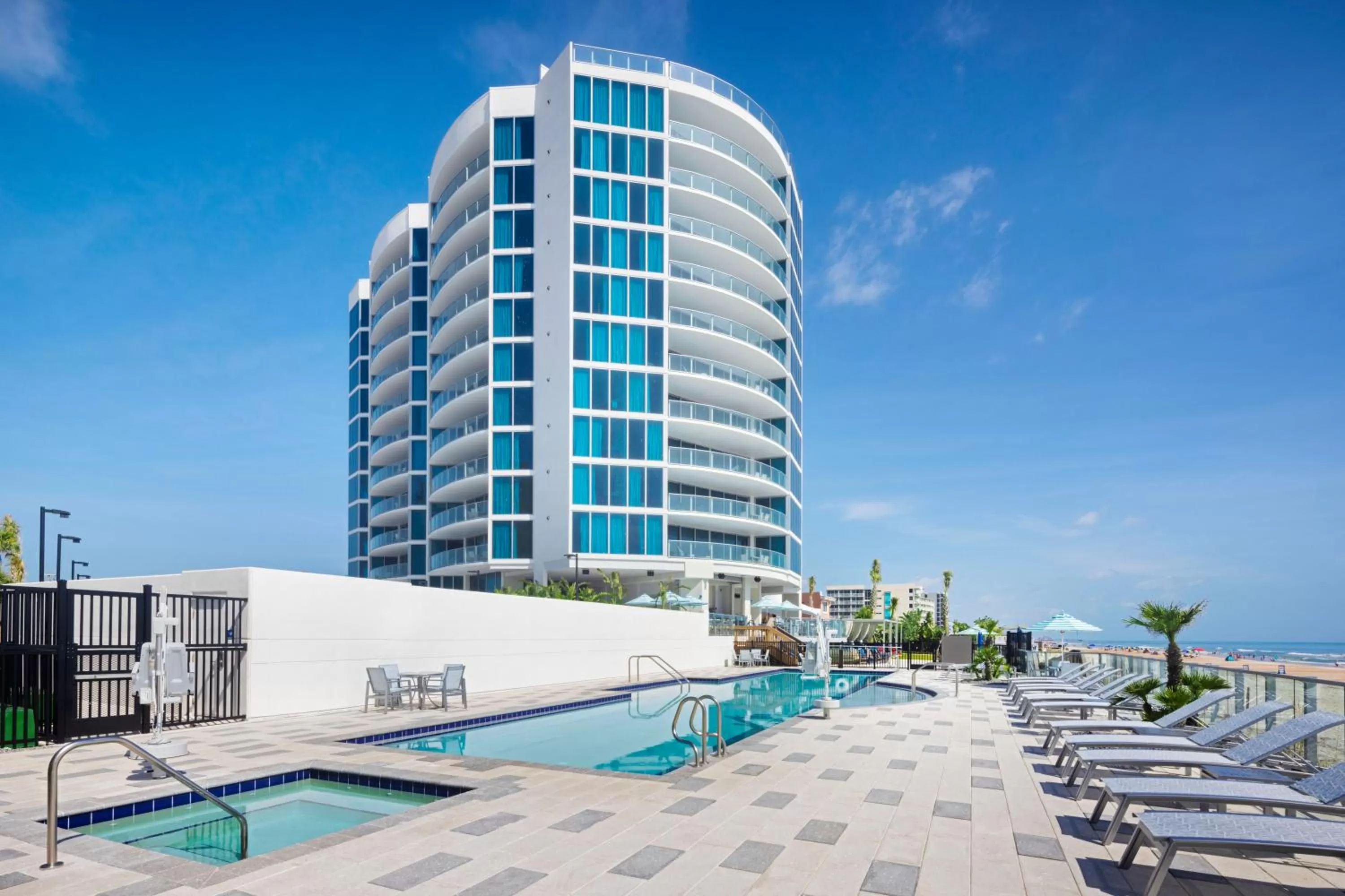 Property building in Max Beach Resort