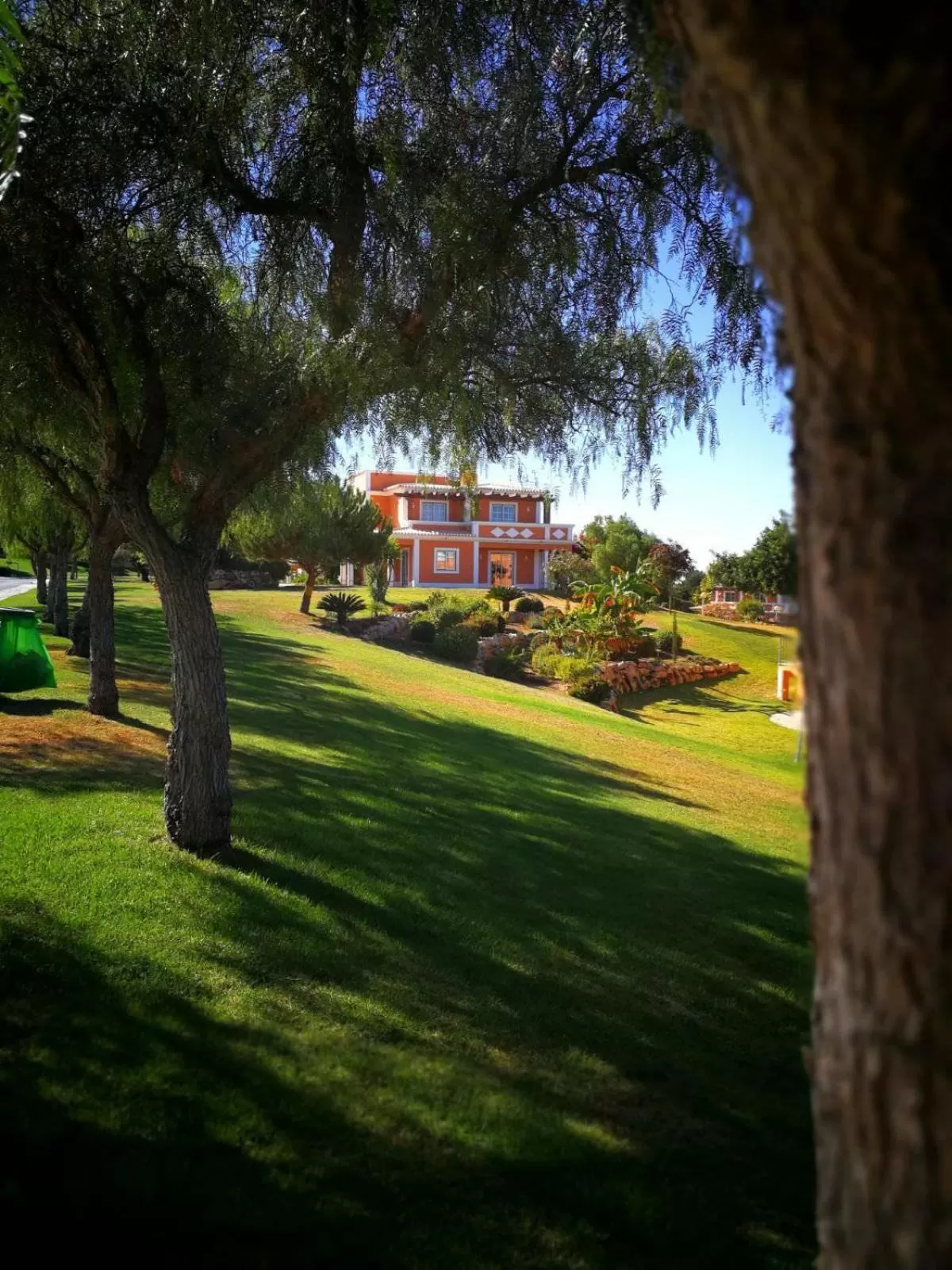 Property building in Colina da Lapa & Villas