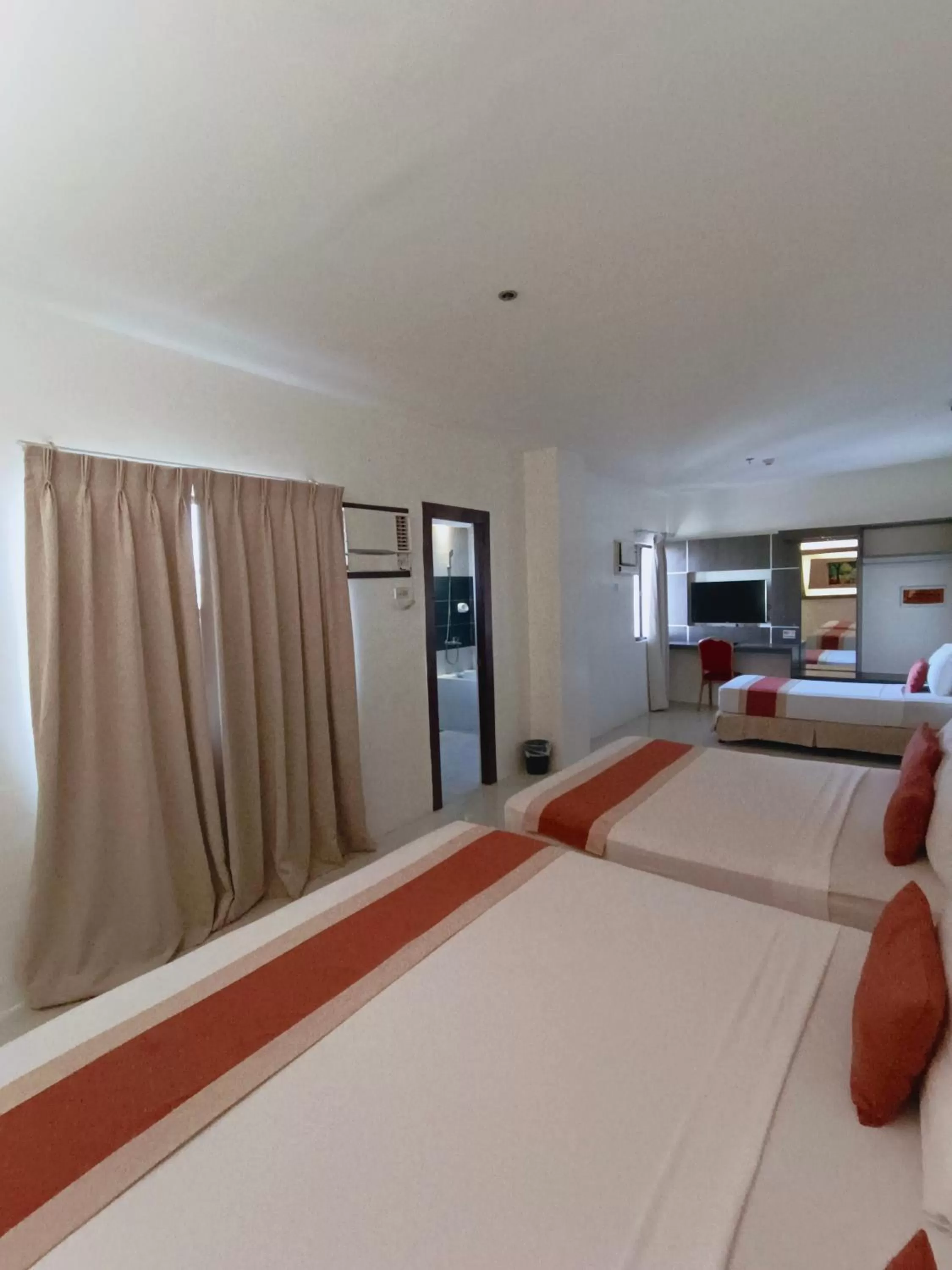 Bed in Southpole Central Hotel