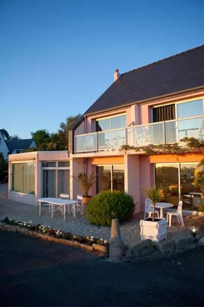 Facade/entrance in Hotel Le Toeno