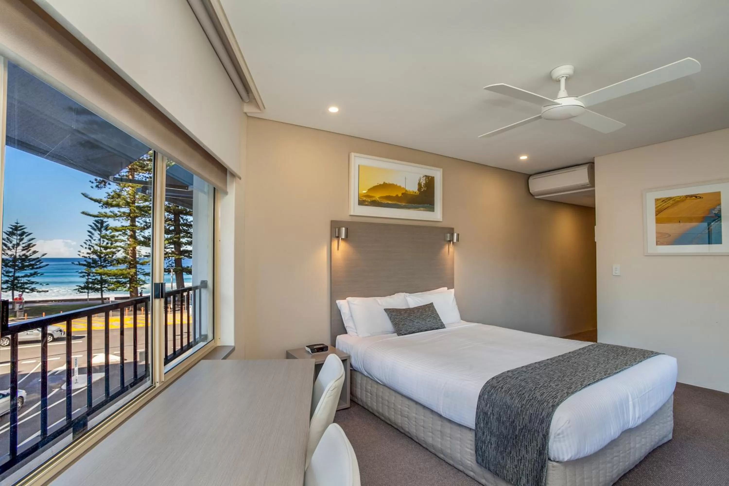 Day, Bed in Manly Paradise Motel & Apartments