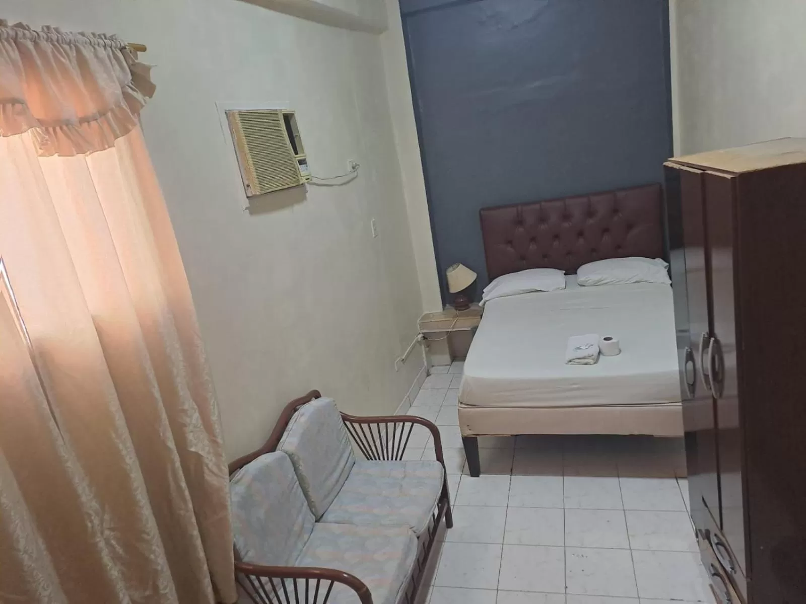 Bedroom, Bed in Atlantic Suites Hotel