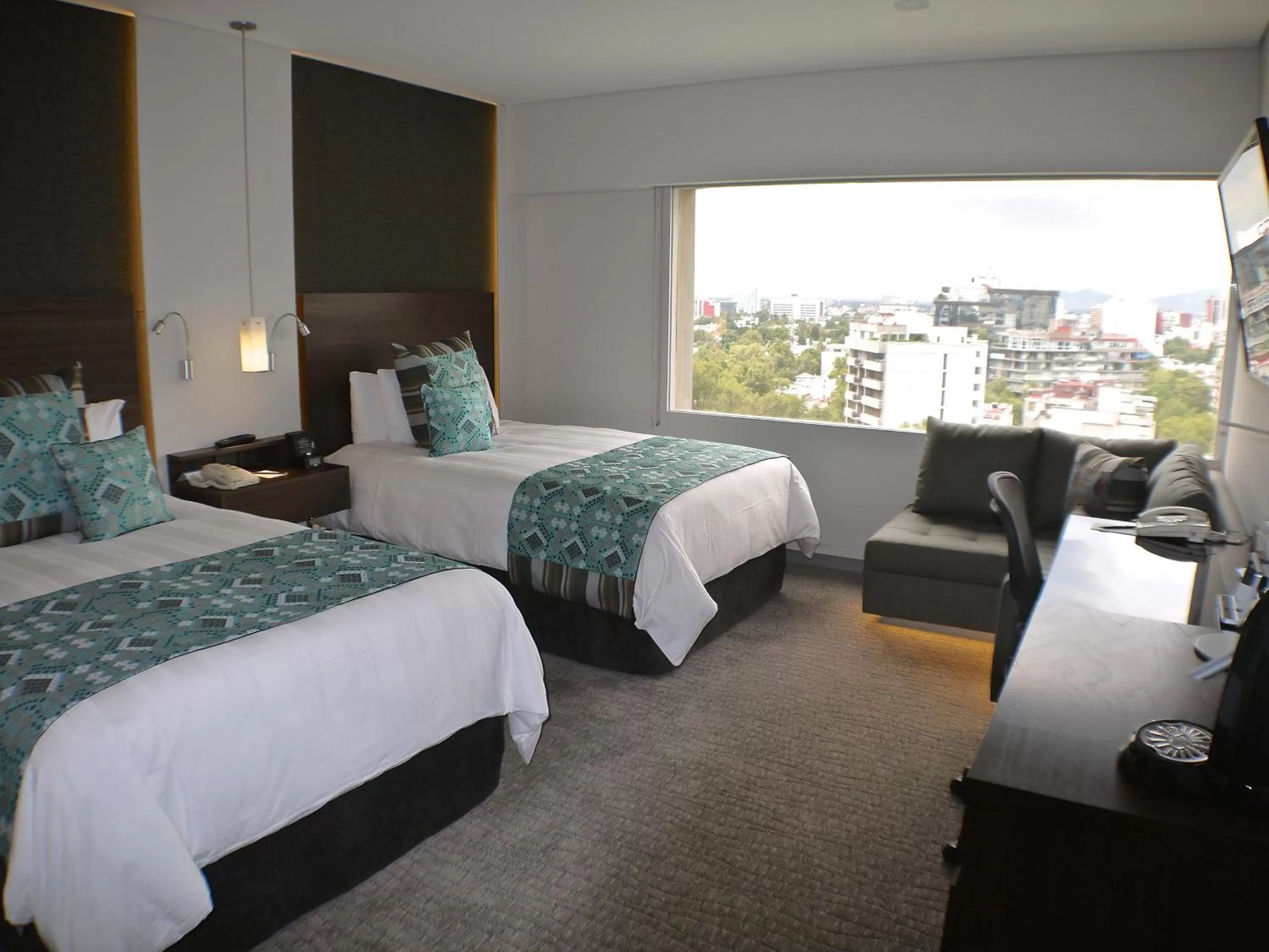 Photo of the whole room, Bed in Presidente InterContinental Mexico City by IHG
