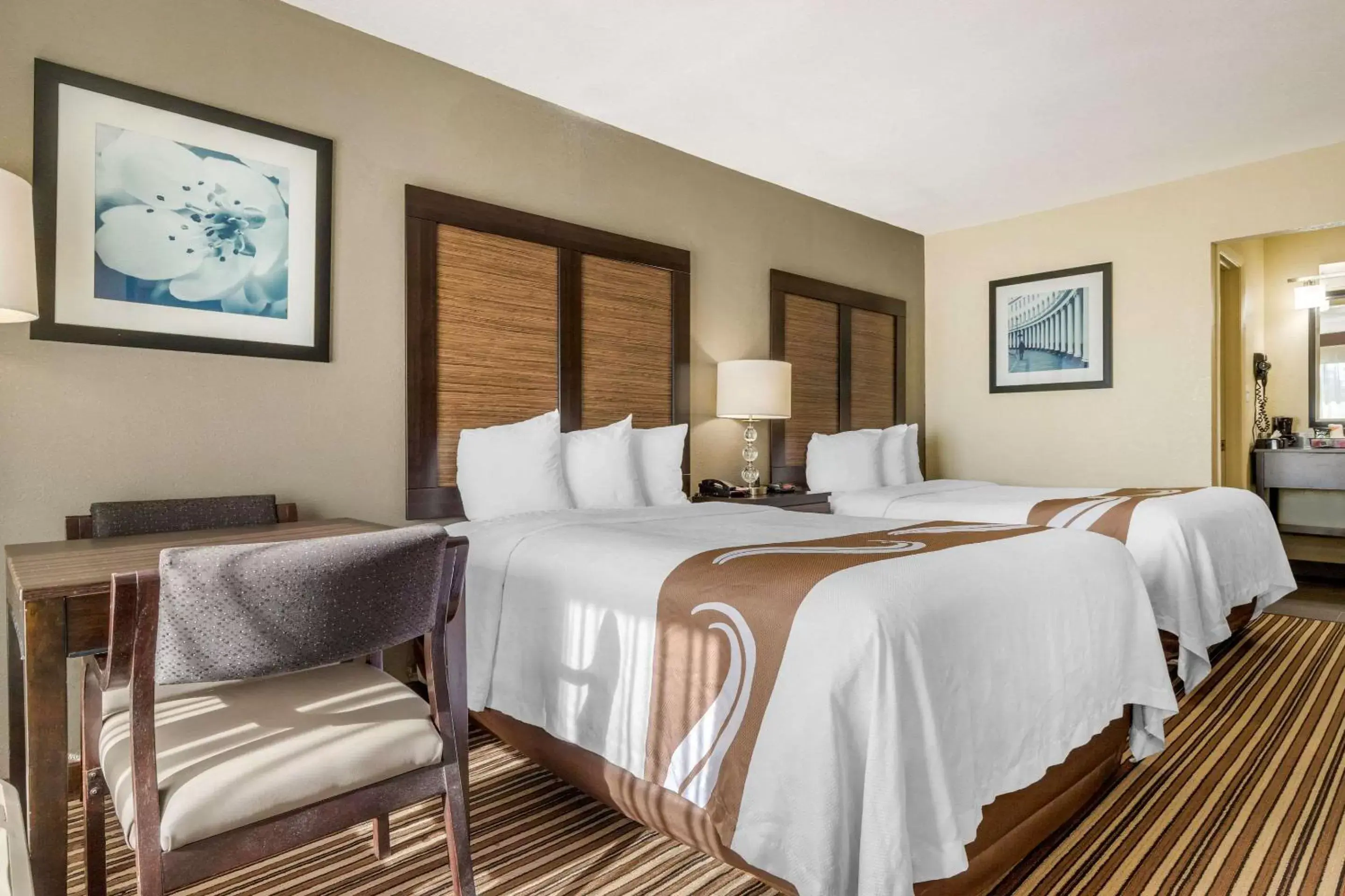 Double Room with Two Double Beds - Non-Smoking in Sweet Home Inn & Extended Stay Double Room with Two Double Beds - Non-Smoking in Sweet Home Inn & Extended Stay