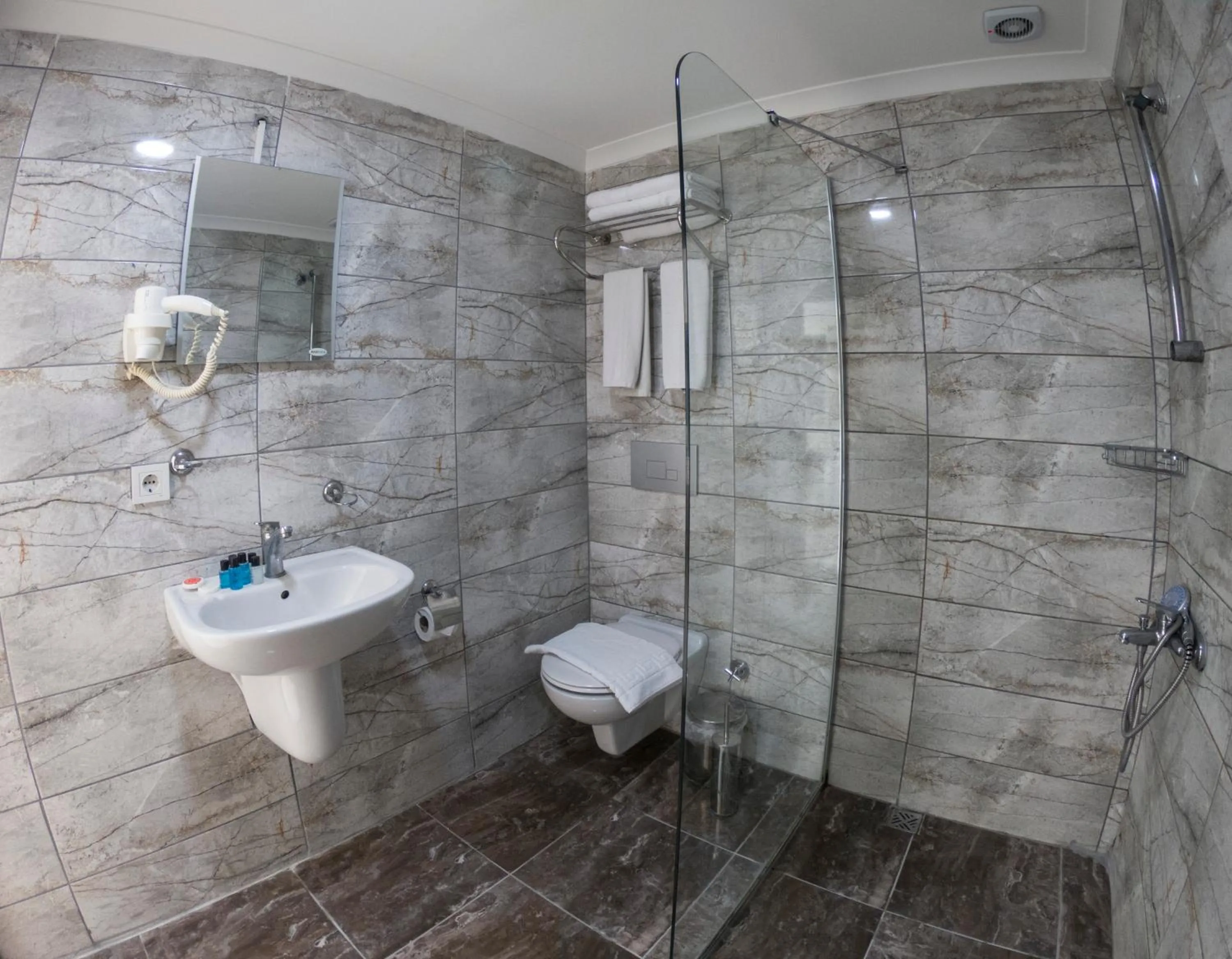 Photo of the whole room in Seher HOTEL