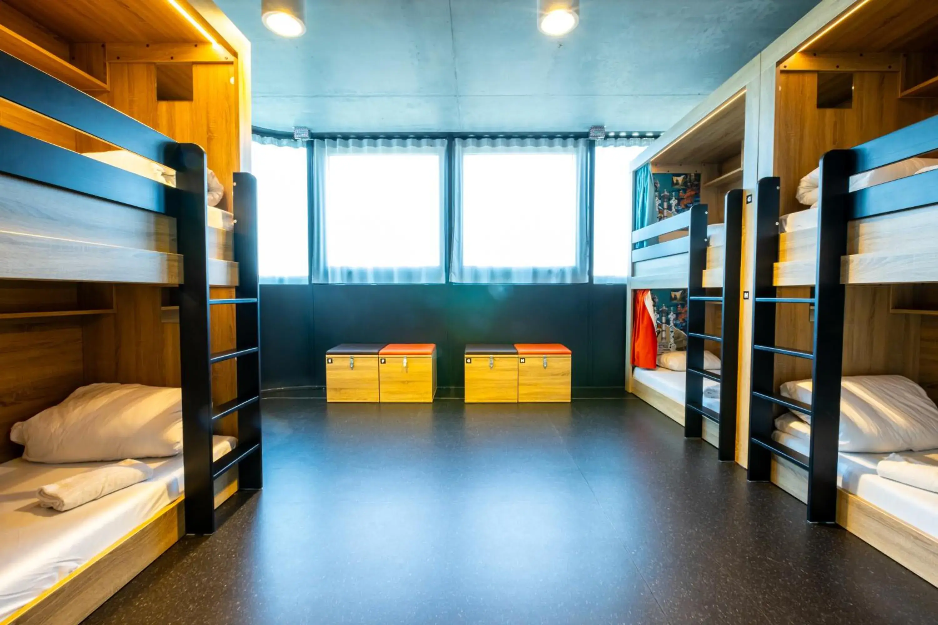 Bed in 8-Bed Mixed Dormitory Room in The People - Paris Marais Bed in 8-Bed Mixed Dormitory Room in The People - Paris Marais