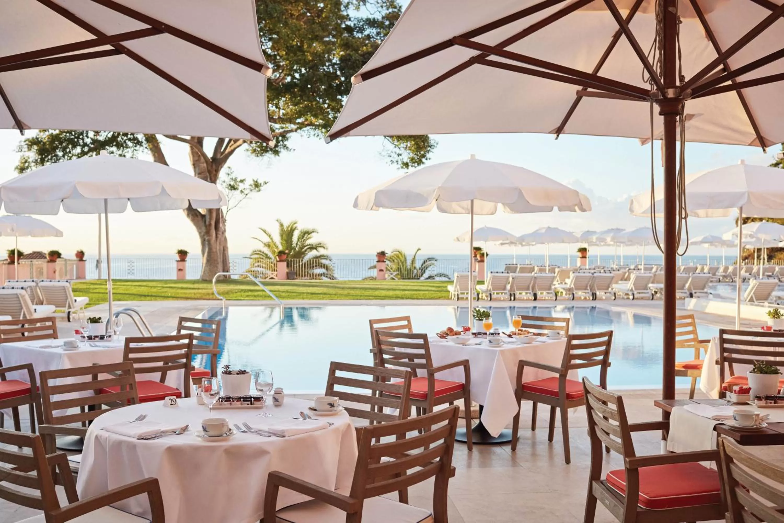 Restaurant/places to eat in Reid's Palace, A Belmond Hotel, Madeira