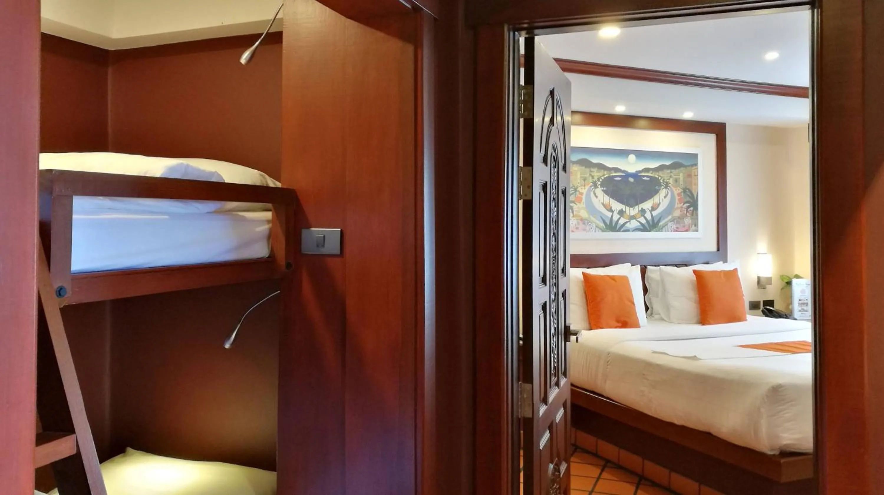 Bedroom, Bed in Pacific Club Resort