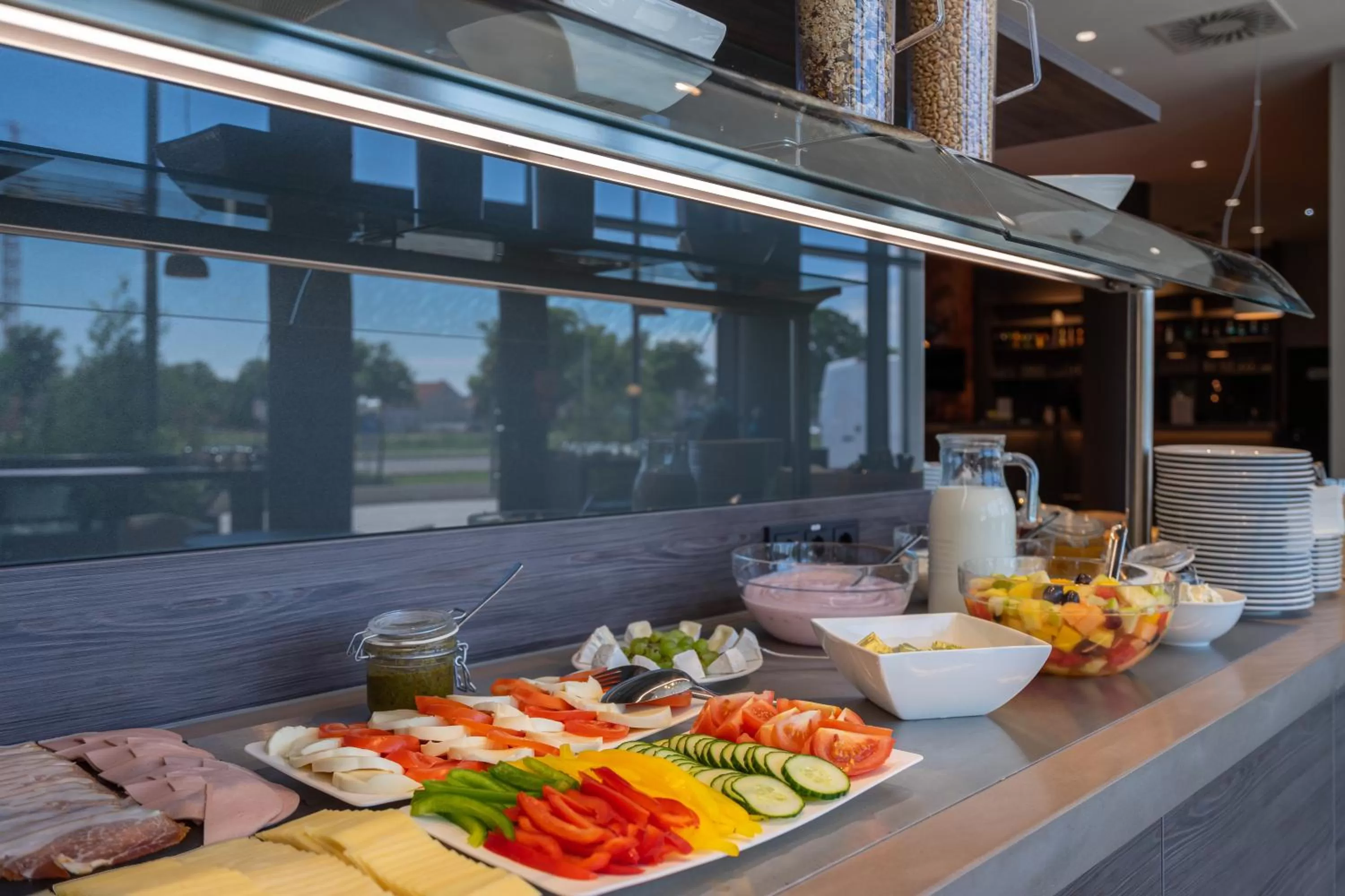 Continental breakfast in Campanile Vienna South