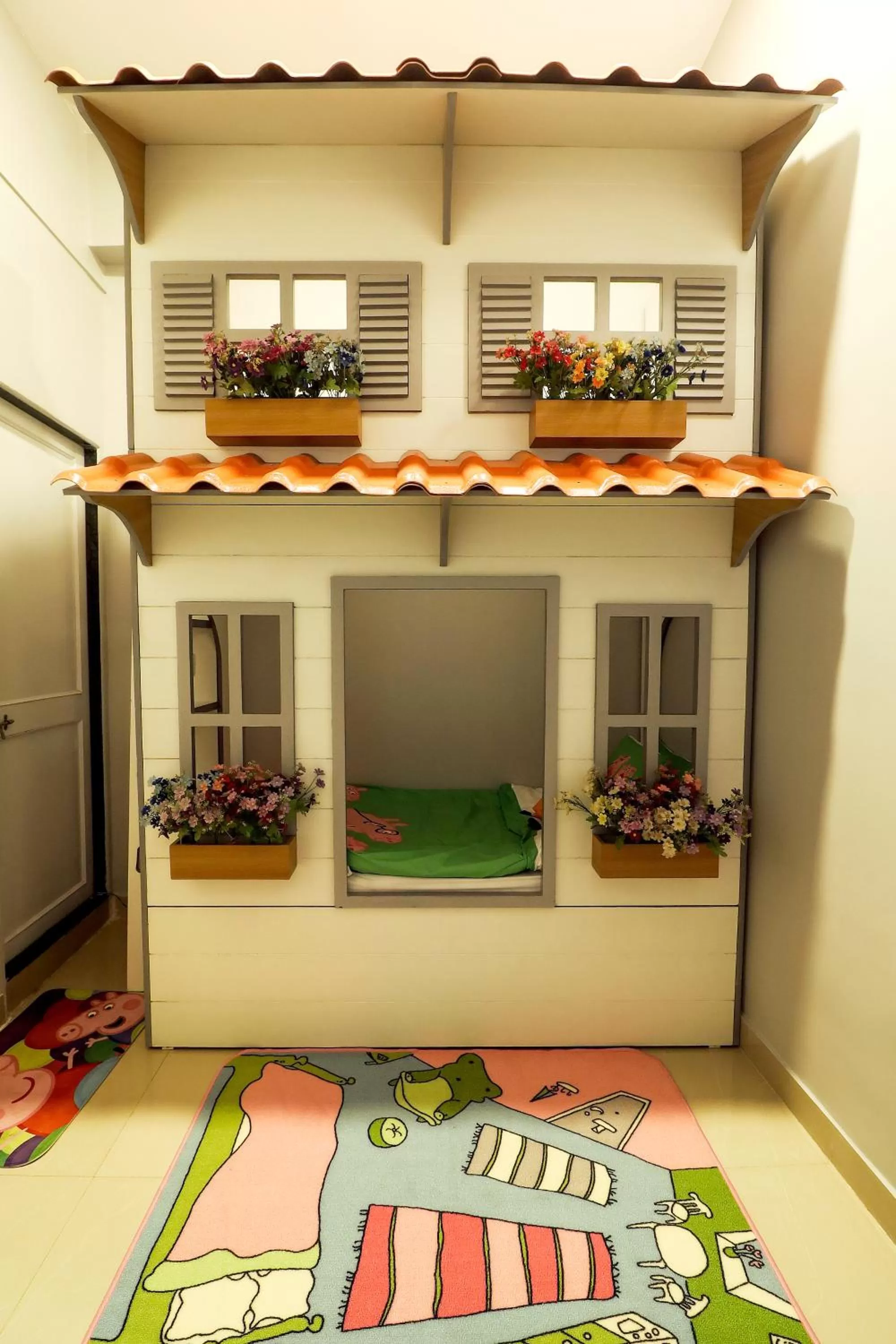 bunk bed in Hotel Greek Glory