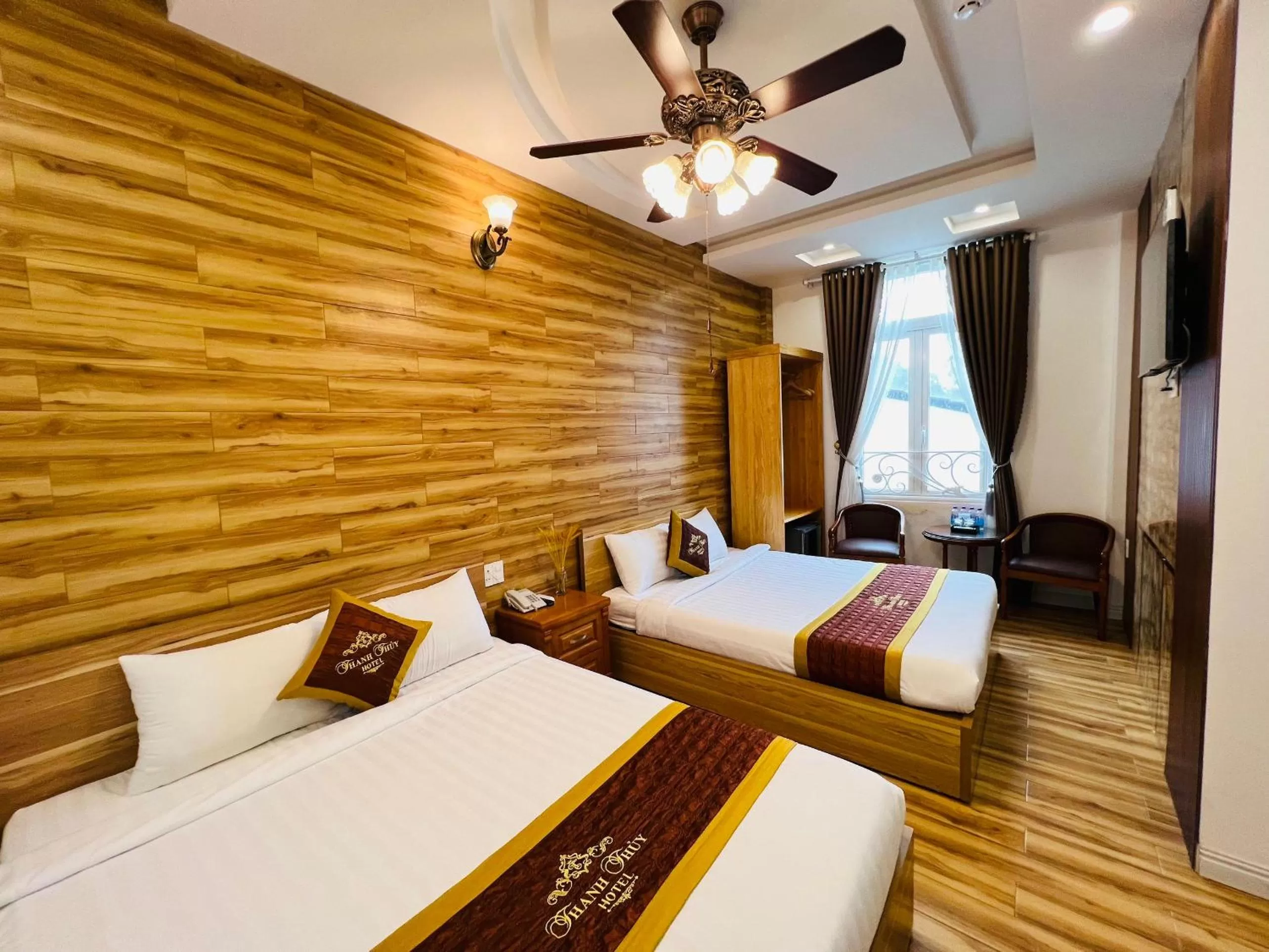 Communal lounge/ TV room, Bed in Thanh Thuy Hotel