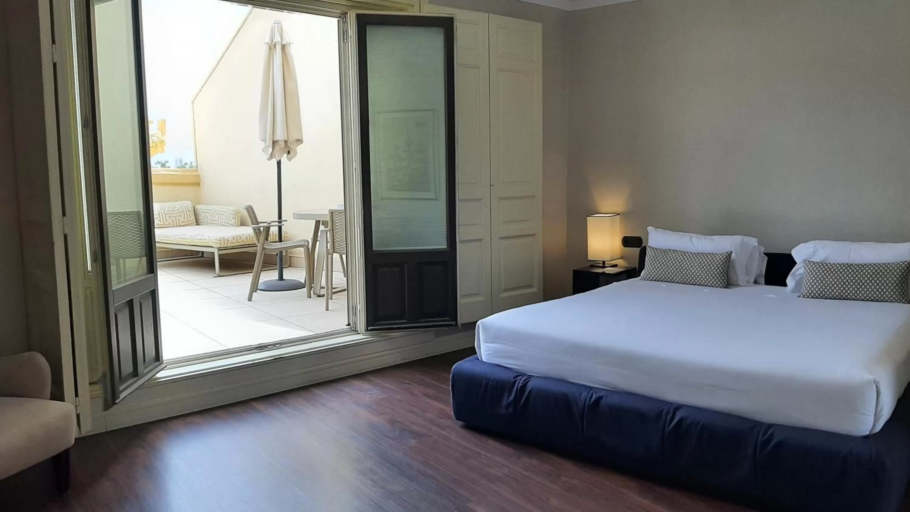 Bed in Hotel Sardinero Madrid