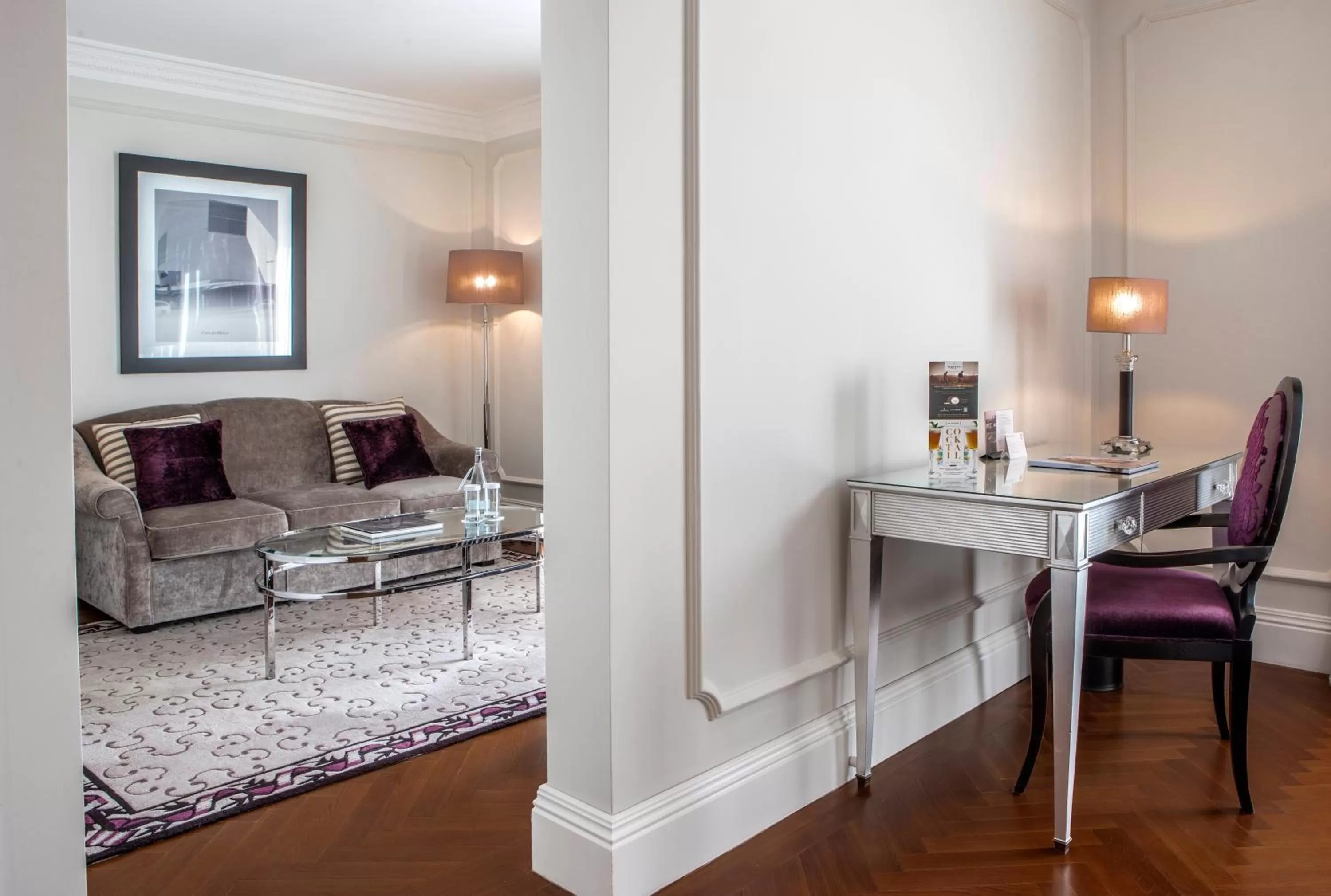 Photo of the whole room in InterContinental Porto - Palacio das Cardosas by IHG