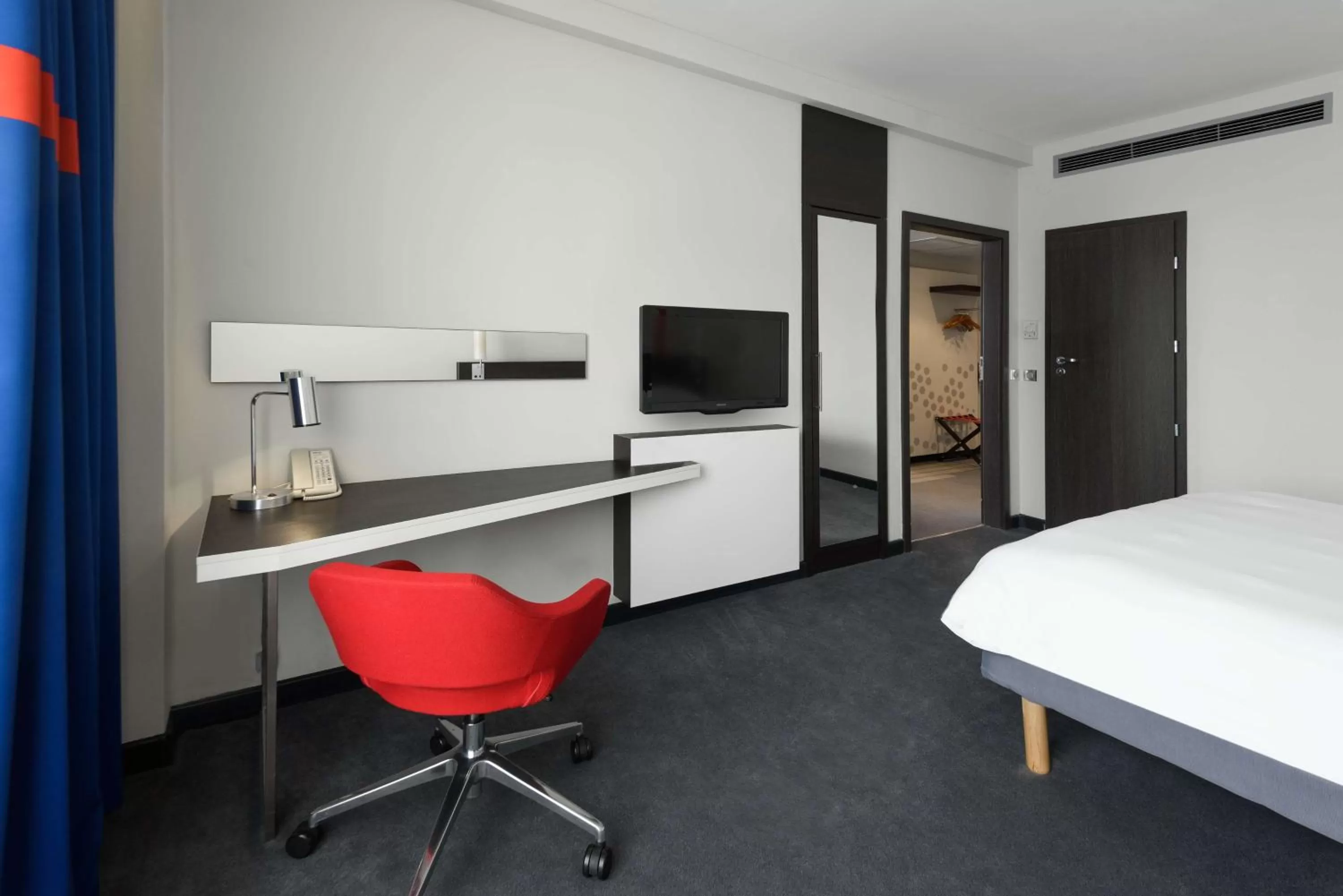 Photo of the whole room, Bed in Park Inn by Radisson Hotel Astana