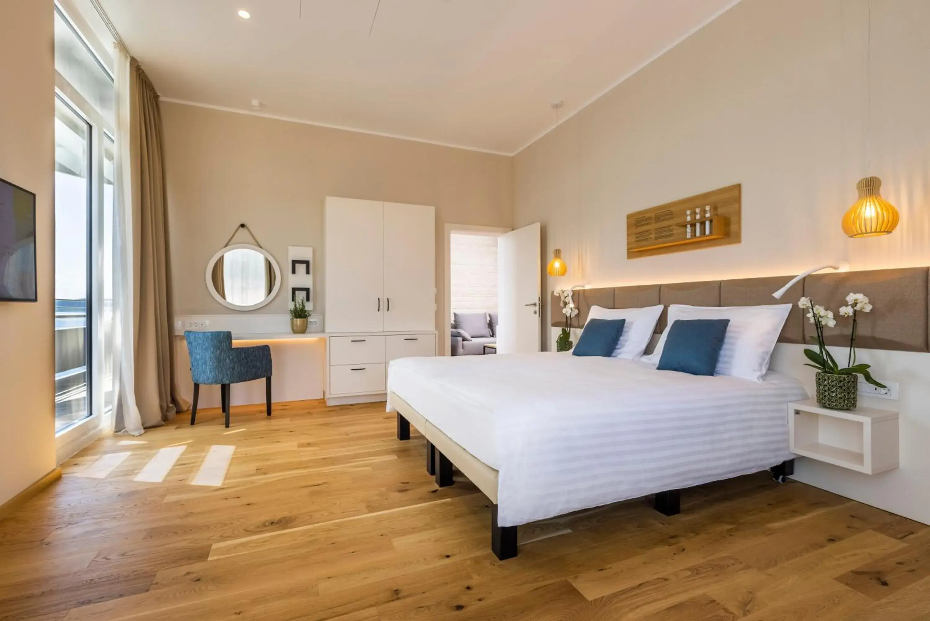 Admiral Suite with Sea View and Balcony (4 Adults) in Hotel Histrion Admiral Suite with Sea View and Balcony (4 Adults) in Hotel Histrion