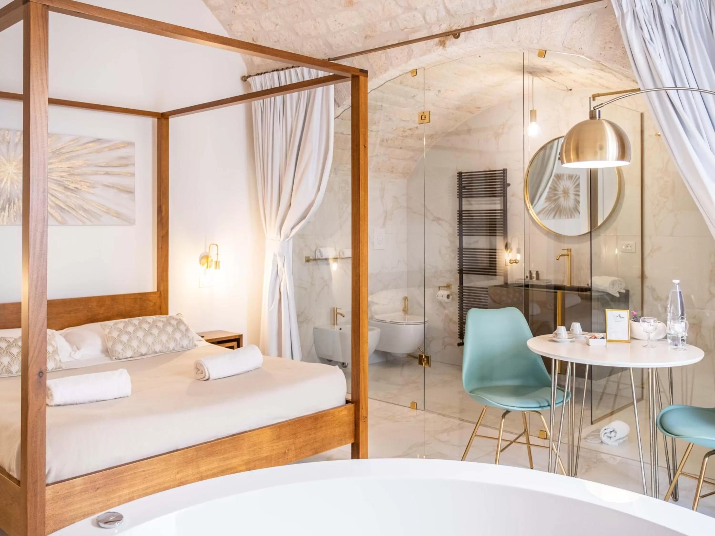 Bed in Dama Bianca Boutique Hotel Ostuni