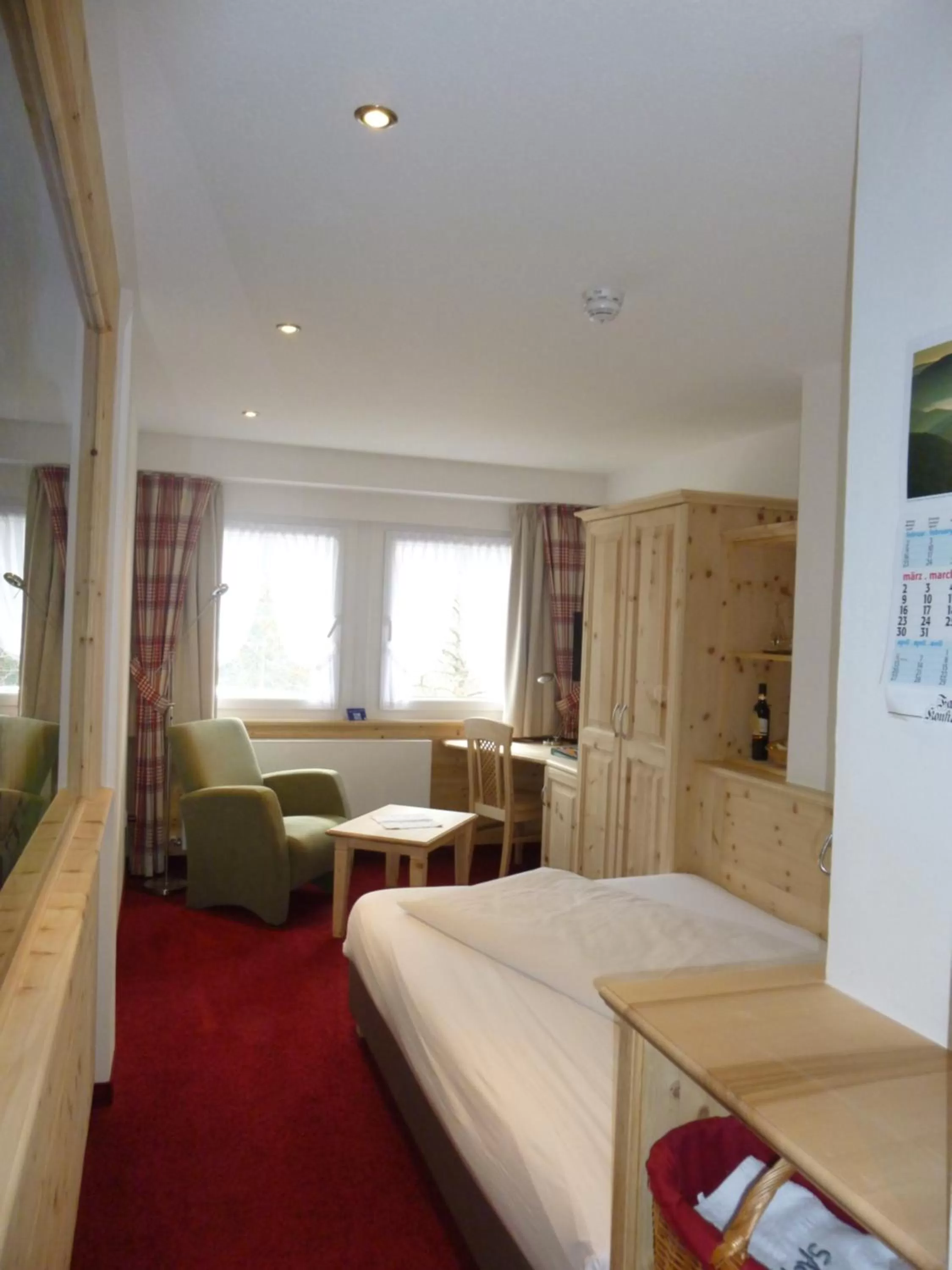 Photo of the whole room, Seating Area in Hotel Schwarzwald-Gasthof Rößle