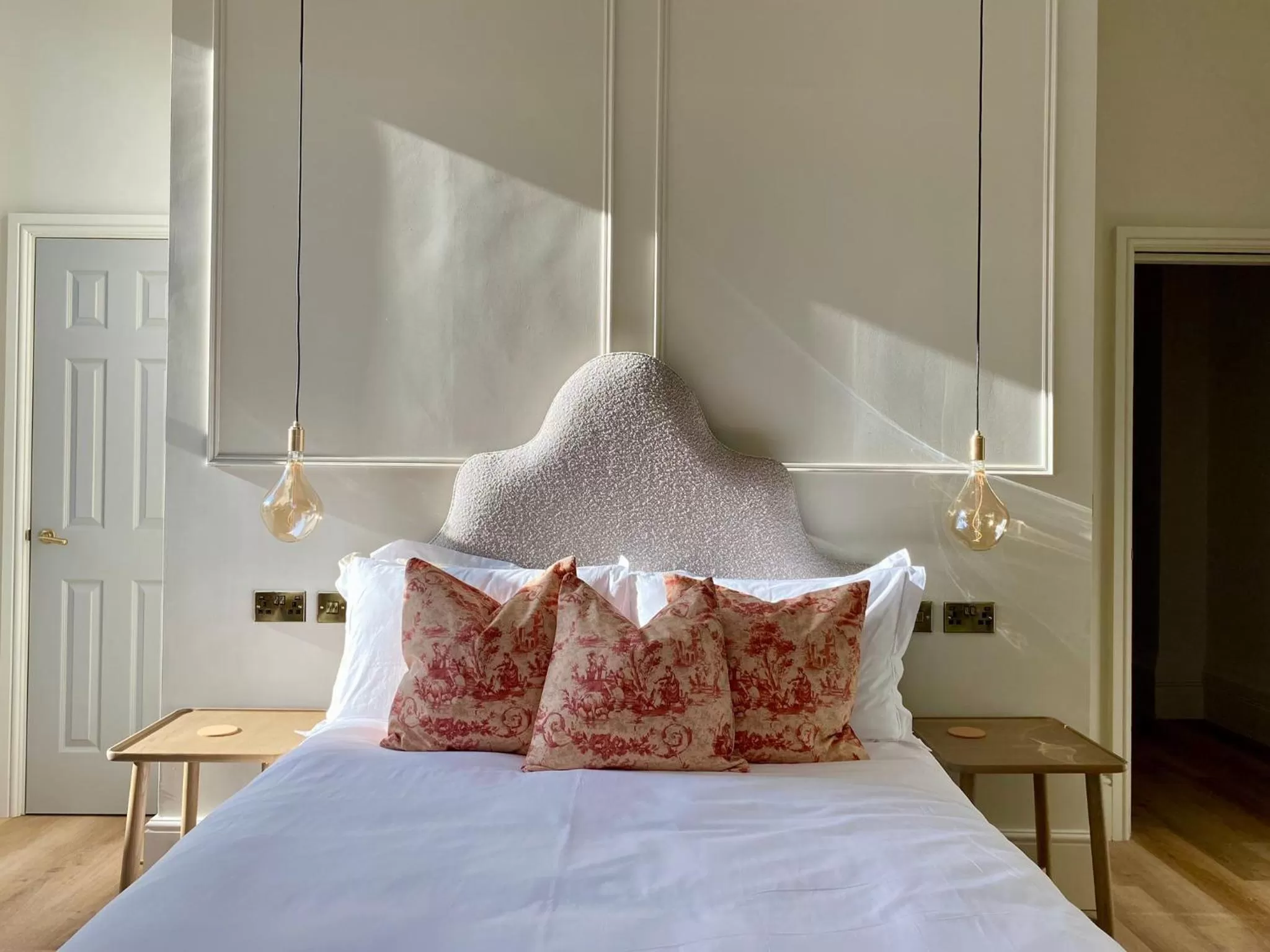 Bed in Railway House York by Chateau Anna