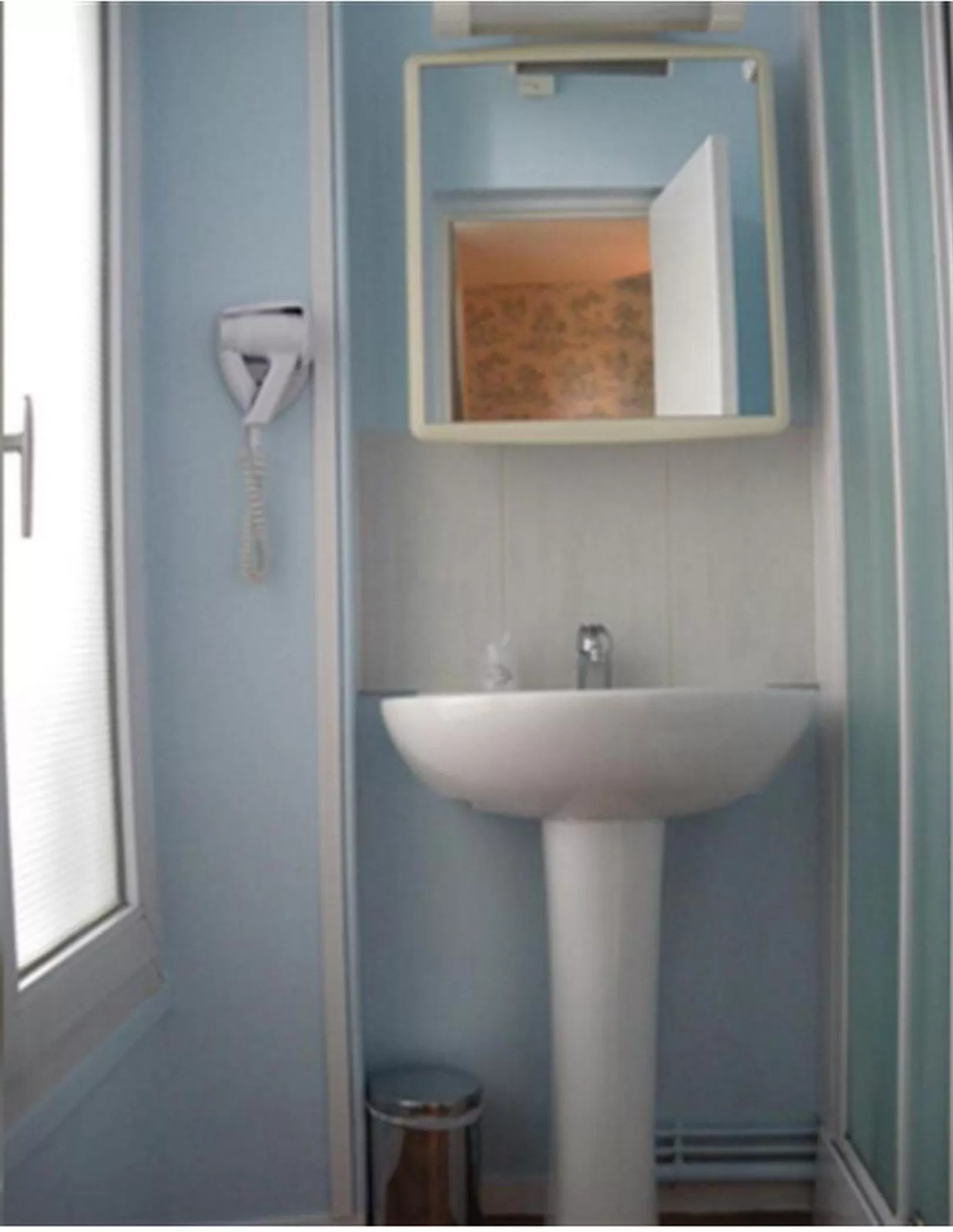 Bathroom in Le Royalty