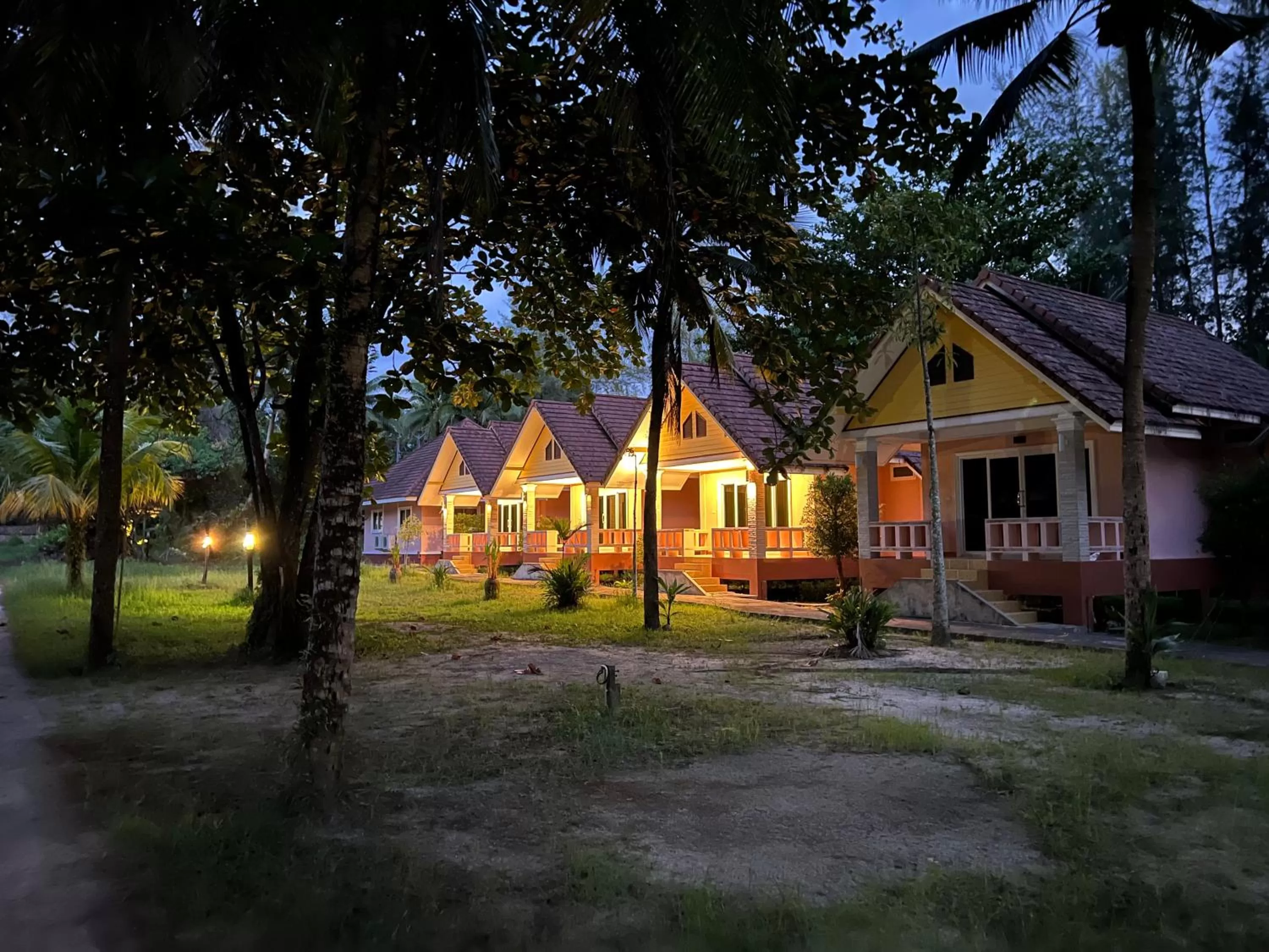 Property Building in Ao Thong beach Bungalows