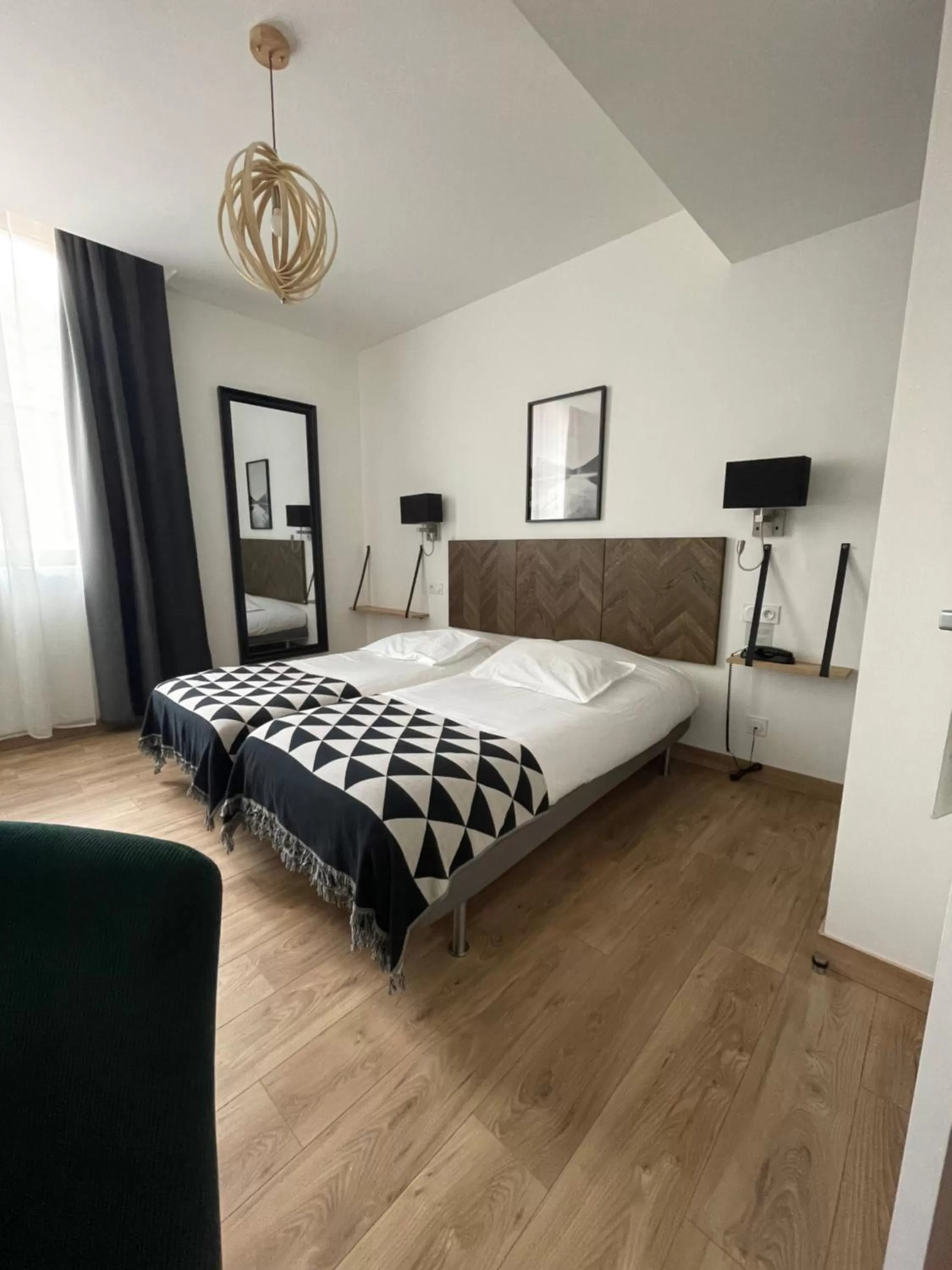 Bed in LA TOUR AUX CRABES près de la plage